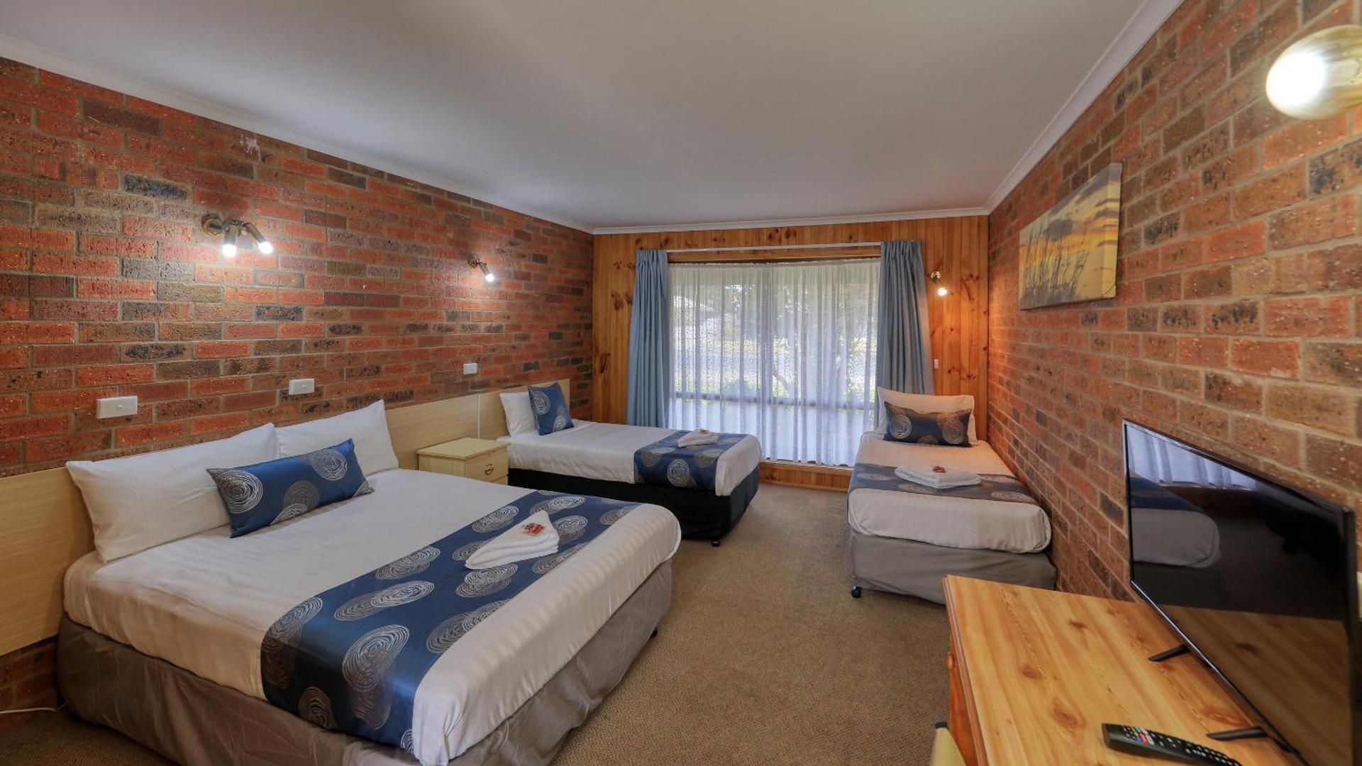 Standard Quadruple Room