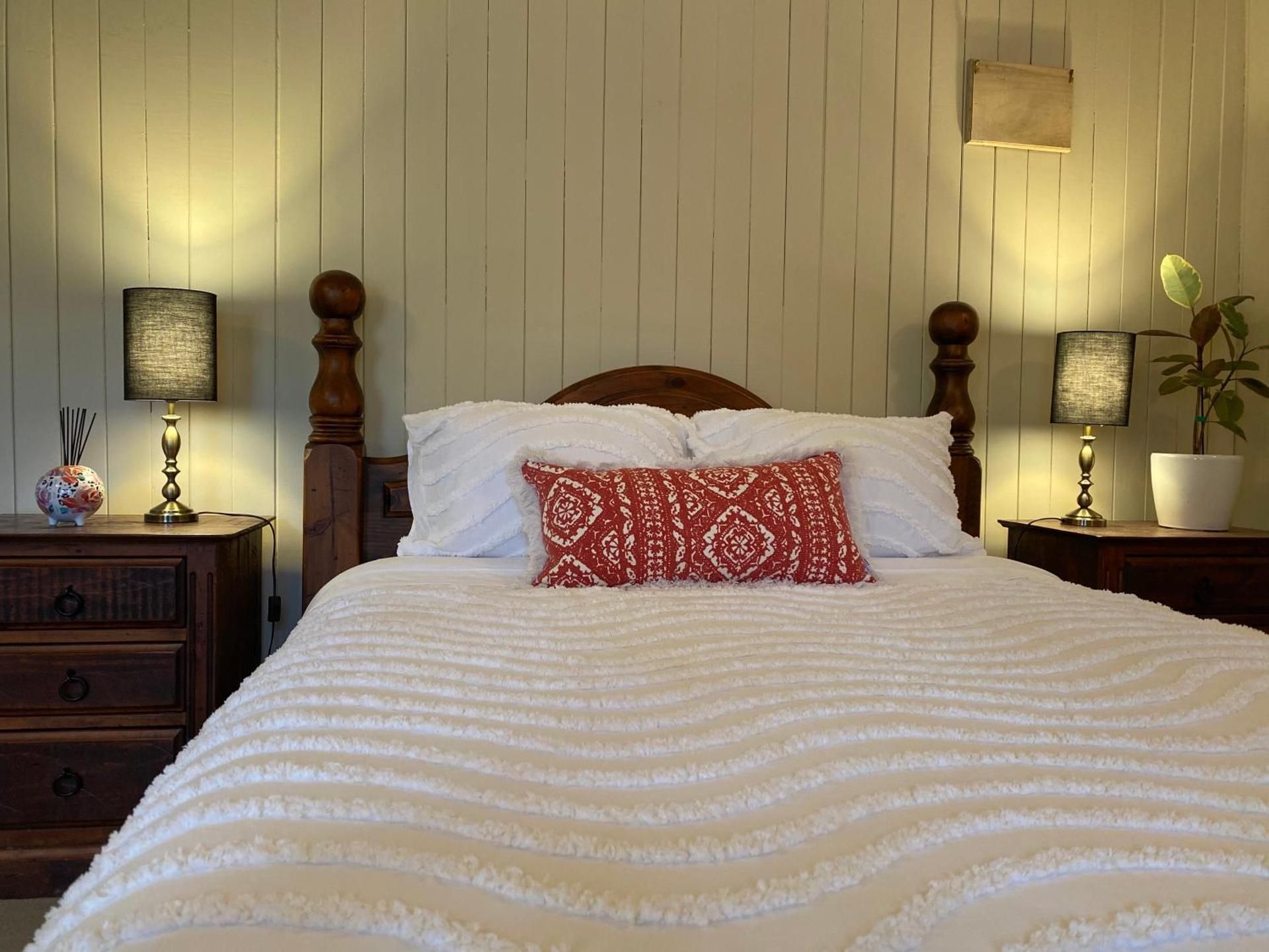 Queen Room with Garden View