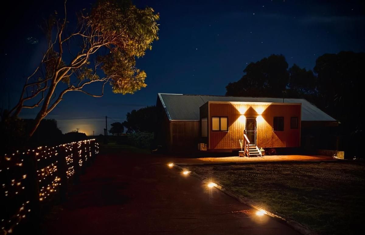 The Tiny Apostle - Great Ocean Road