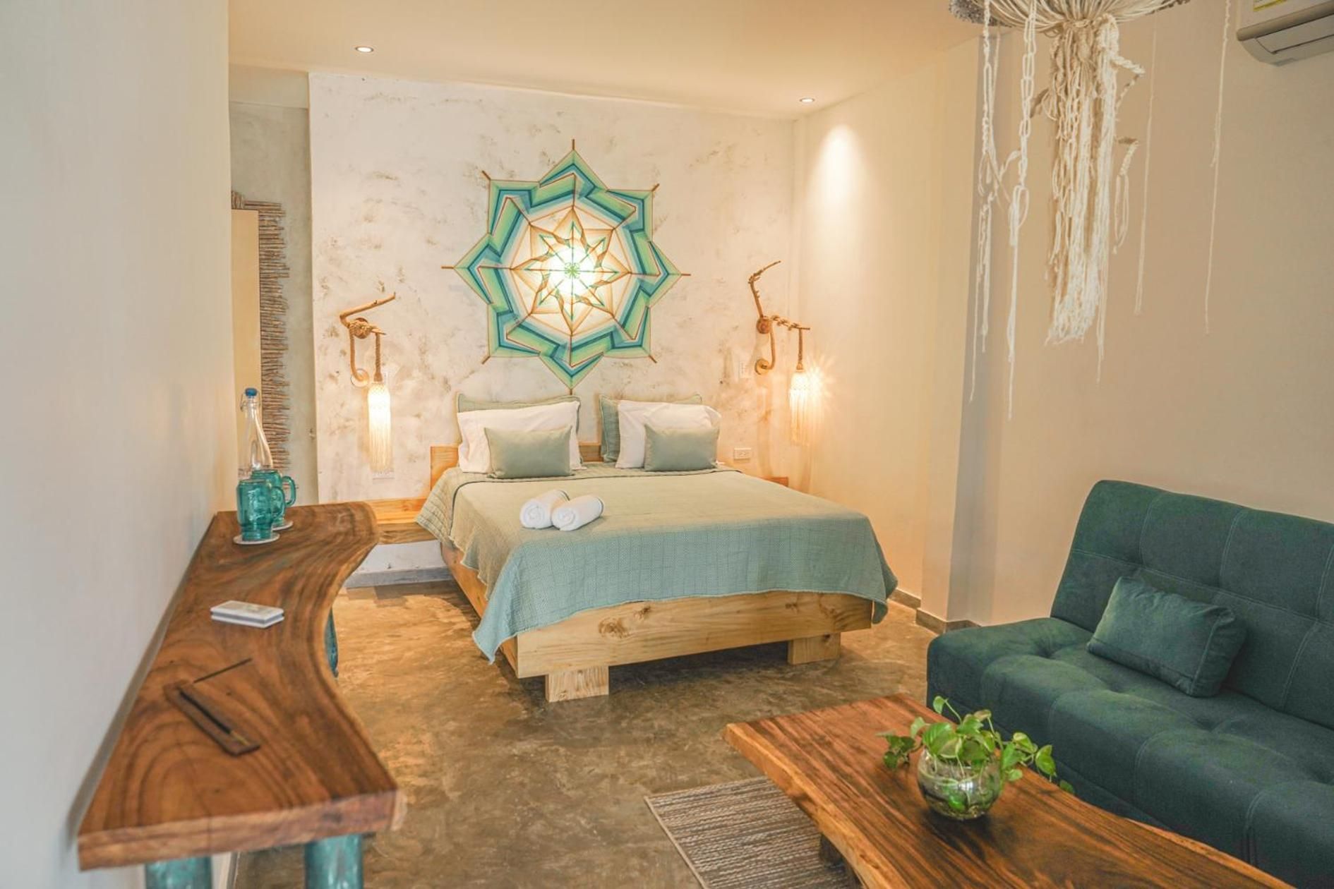 Queen Suite with Sea View