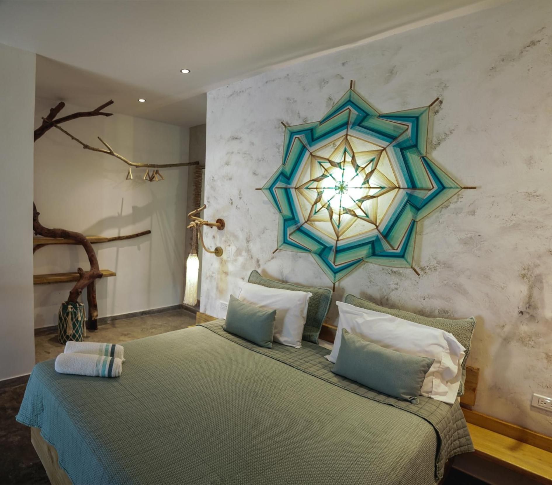 Queen Suite with Sea View