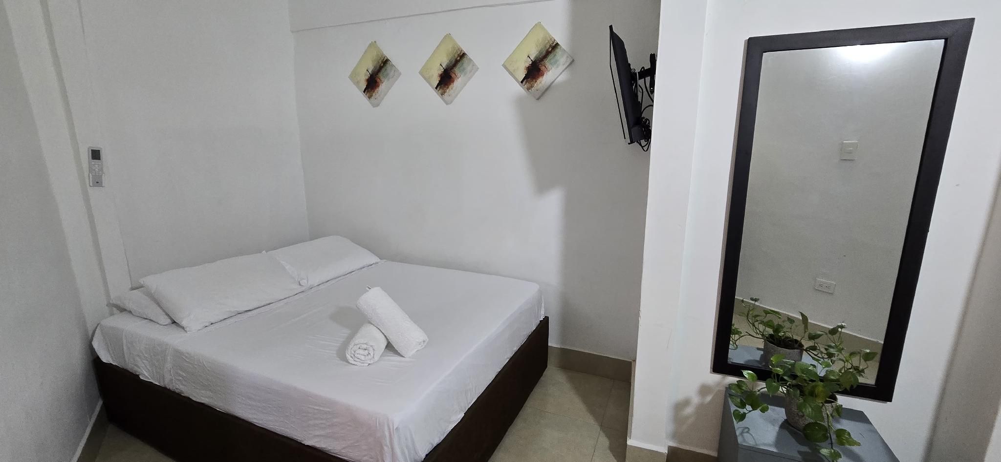 Double Classic with Shared Bathroom