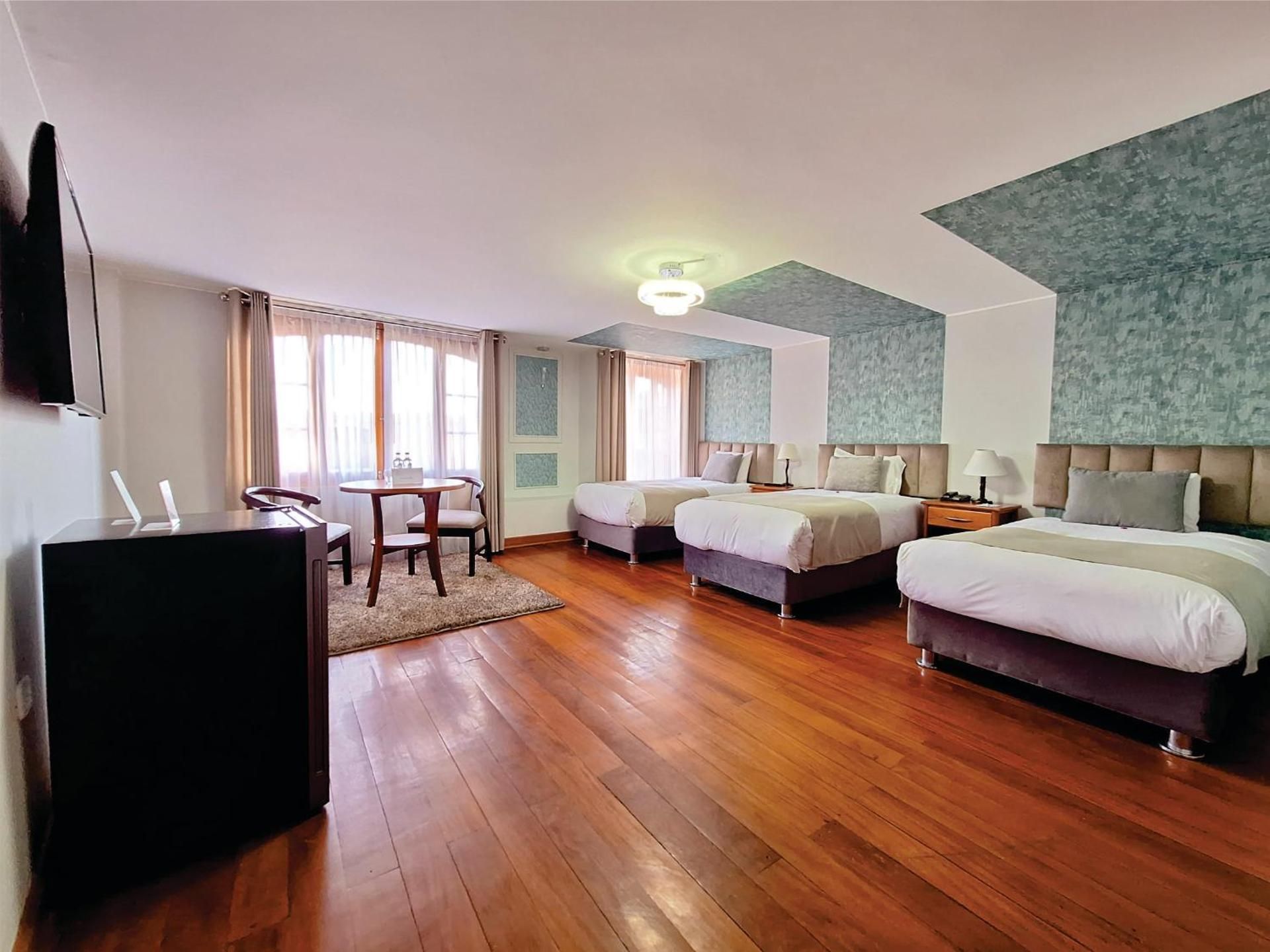 Triple Room