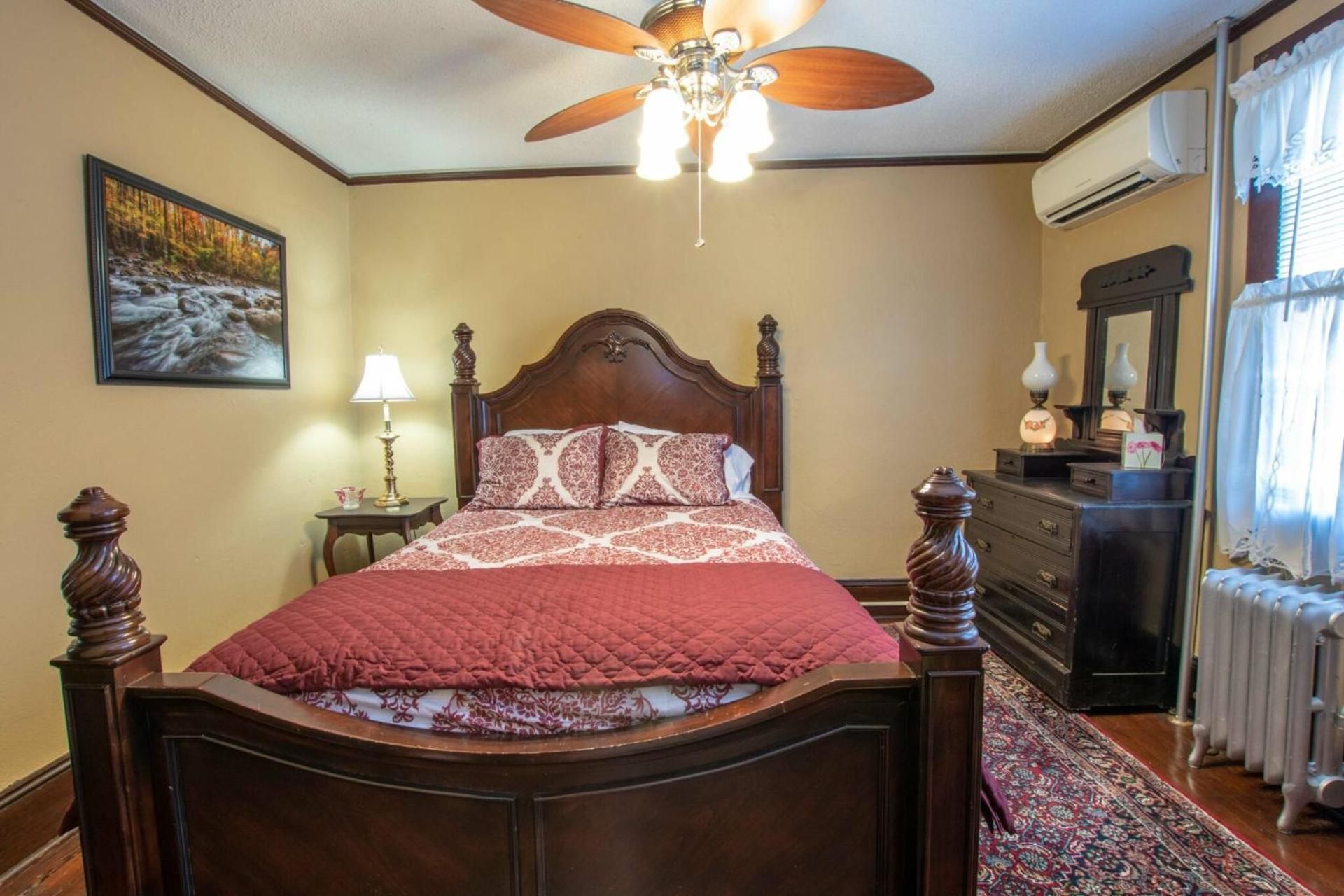 Queen Suite