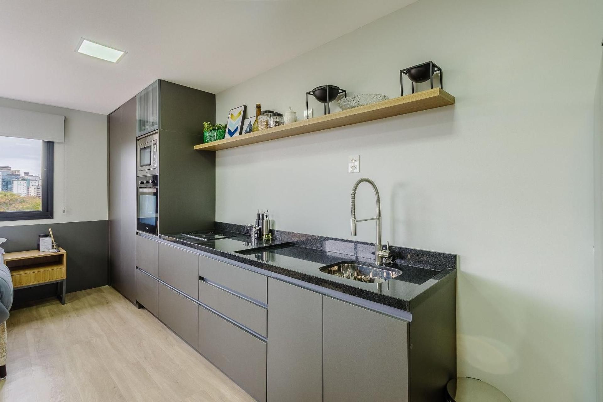 Apartment with City View