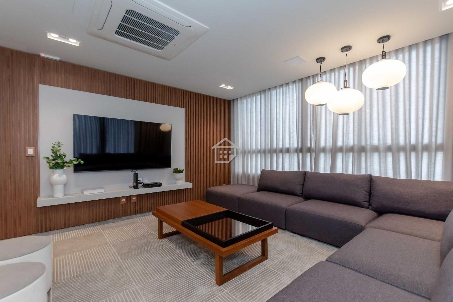 Apartment with Shower