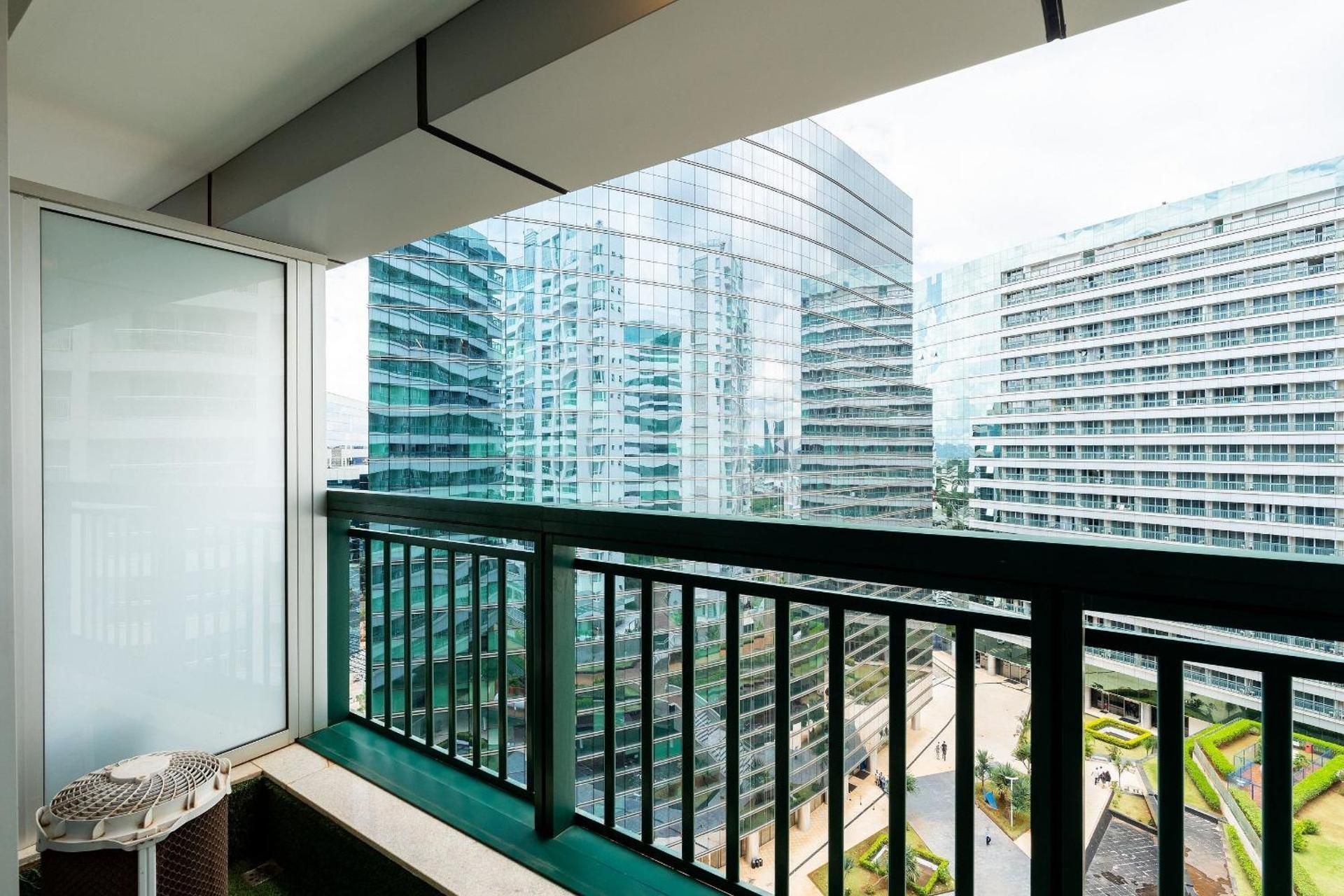 Studio Apartment with Sea View