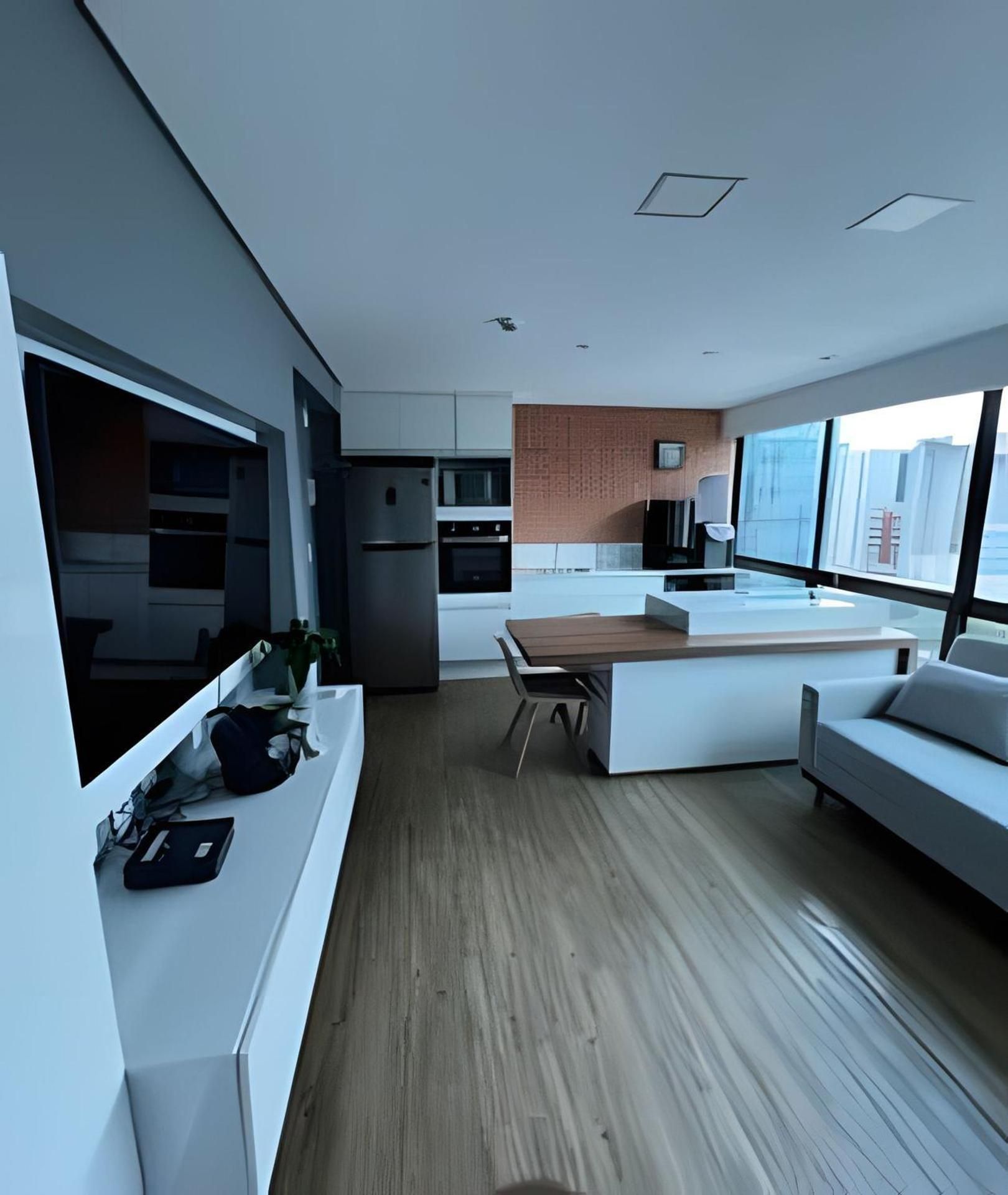 One-Bedroom Apartment with City View