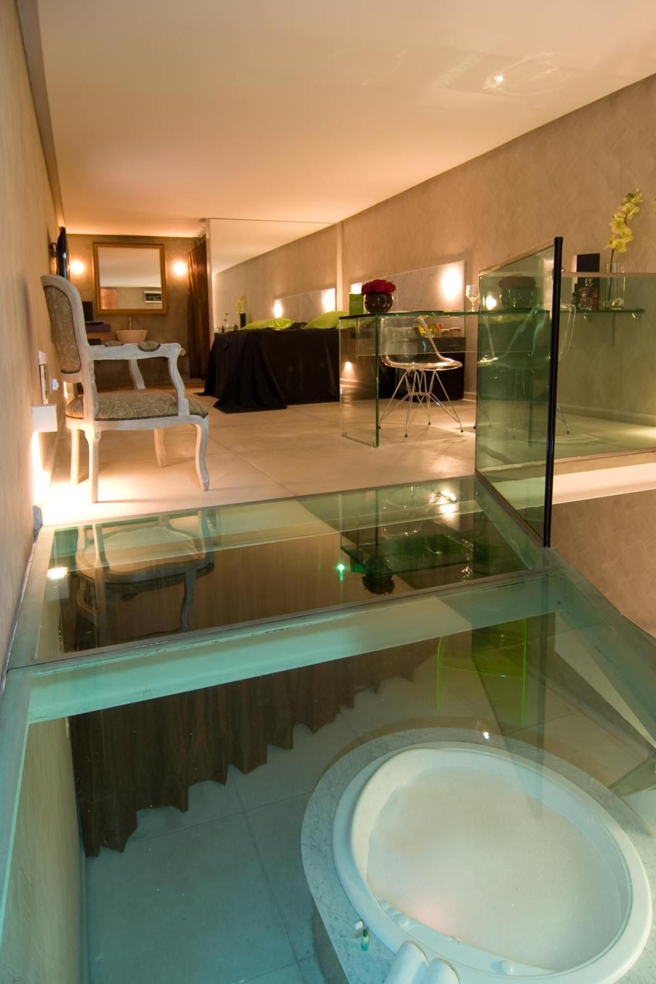 King Suite with Spa Bath