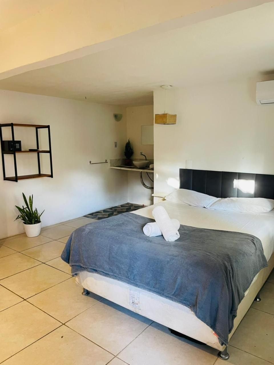 Economy Double Room
