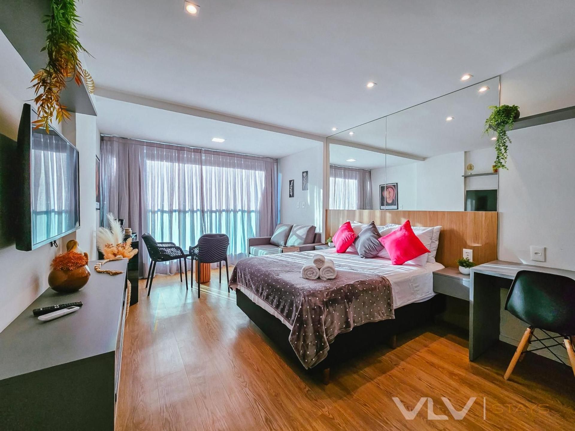 Apartment with City View