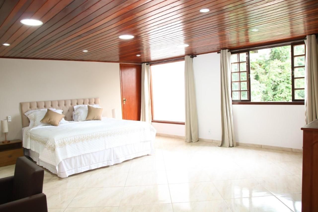Superior King Suite