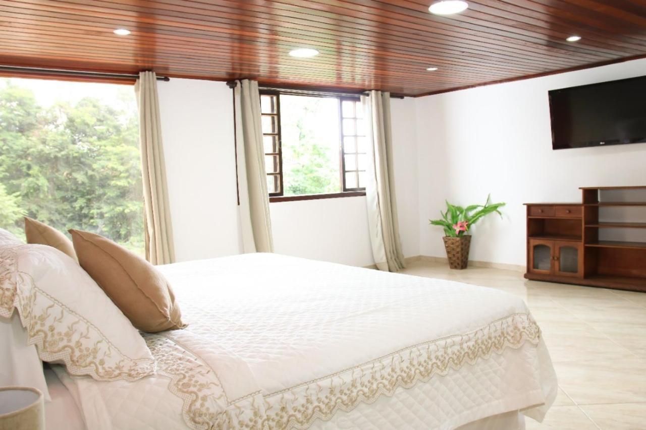 Superior King Suite