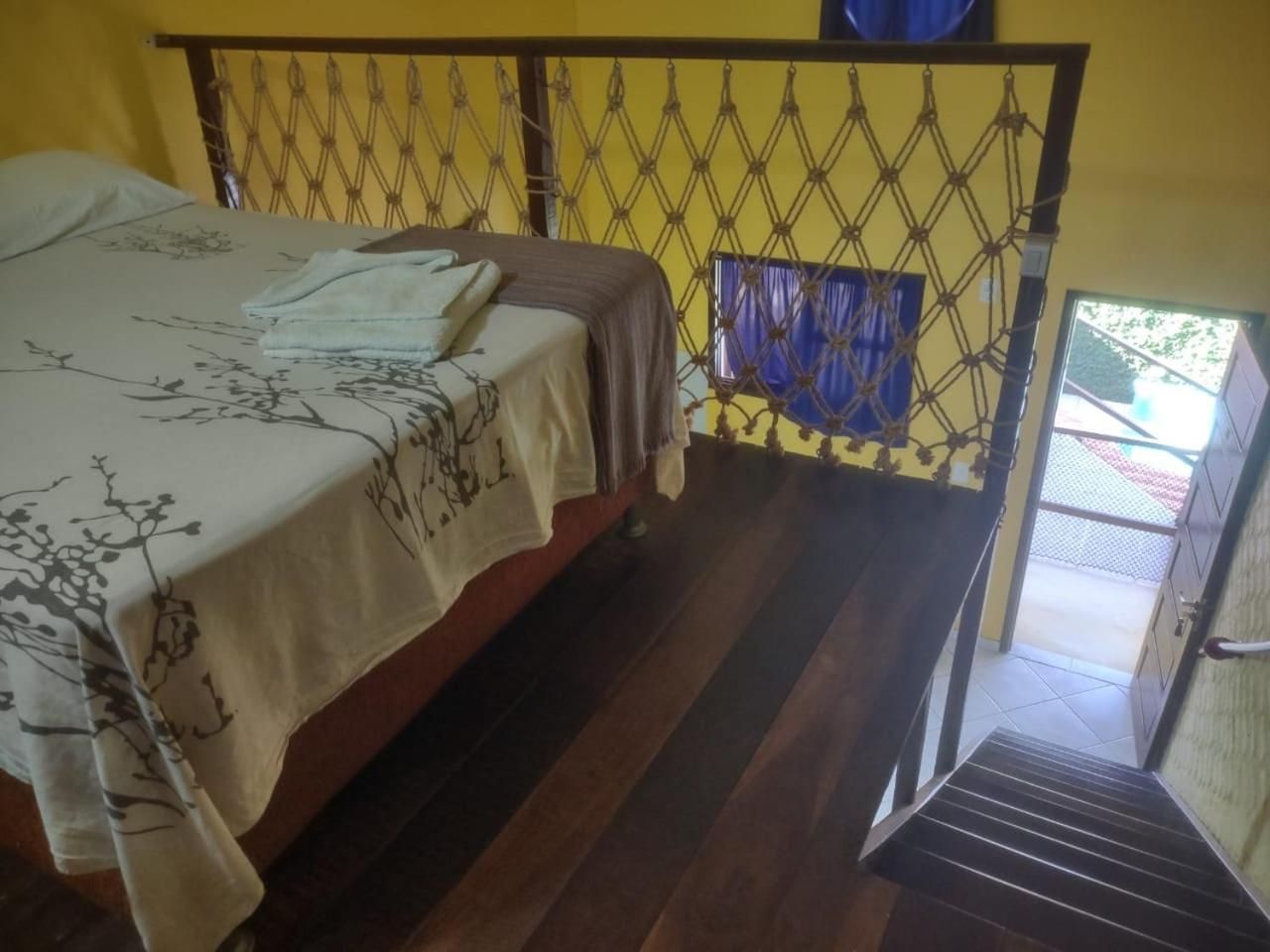 One-Bedroom Deluxe Apartment