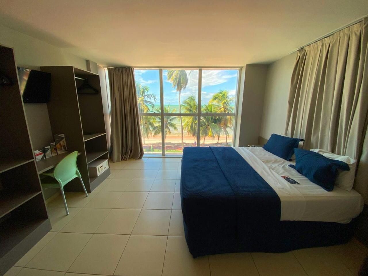 Deluxe Double or Twin Room with Ocean View