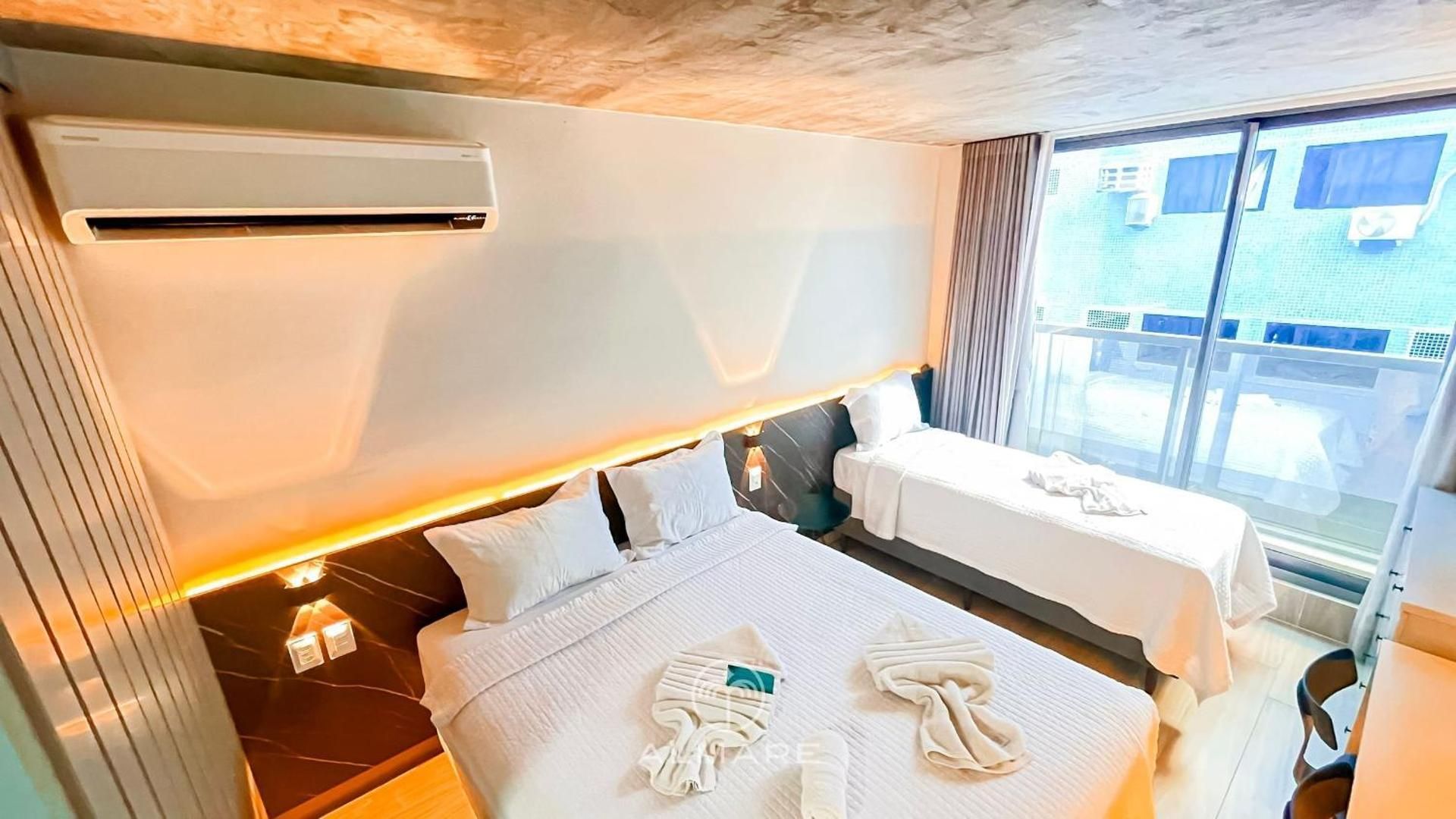 Deluxe One-Bedroom Apartment