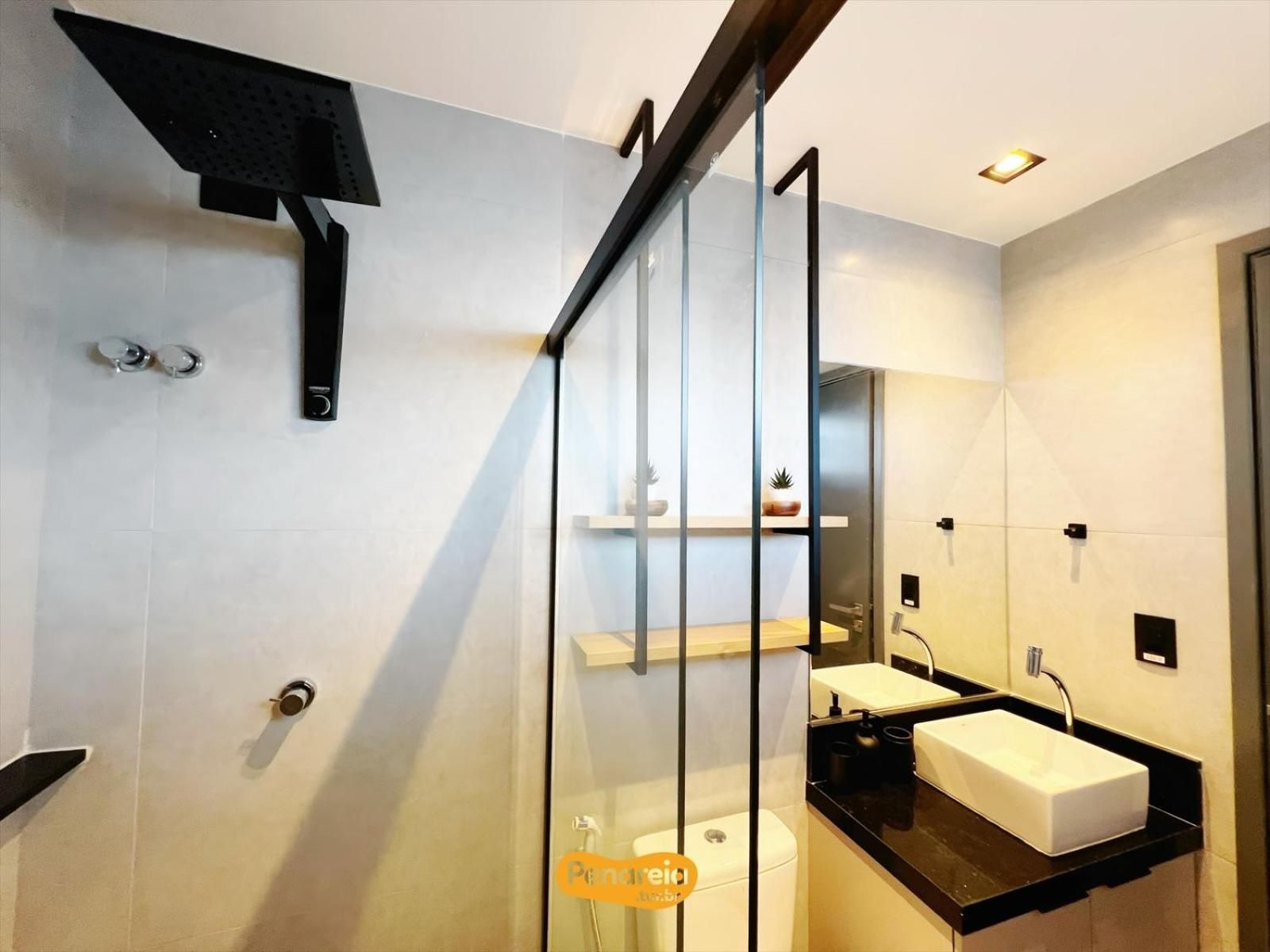 Studio Apartment with Queen Bed