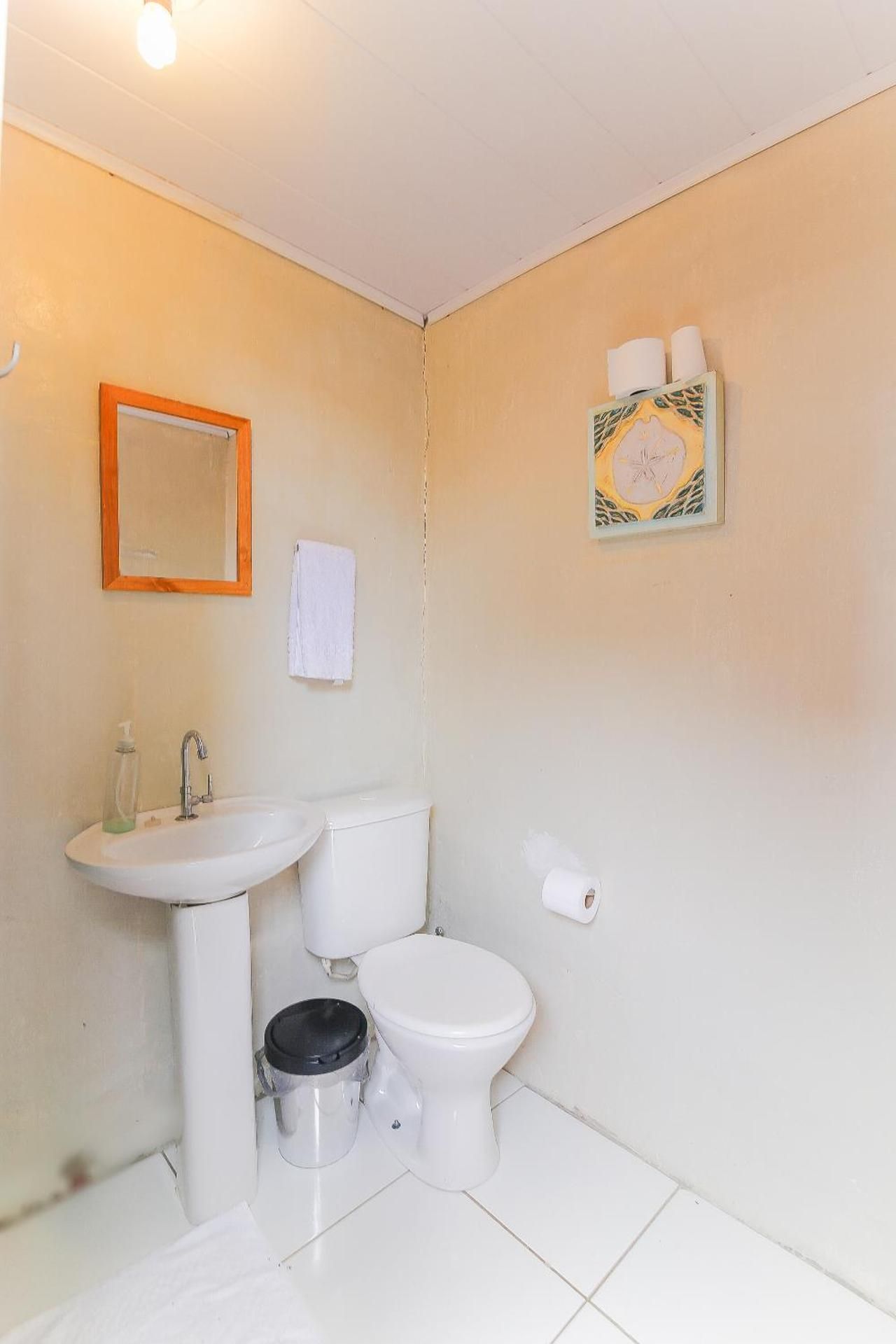 Economy Quadruple Room with Shared Bathroom