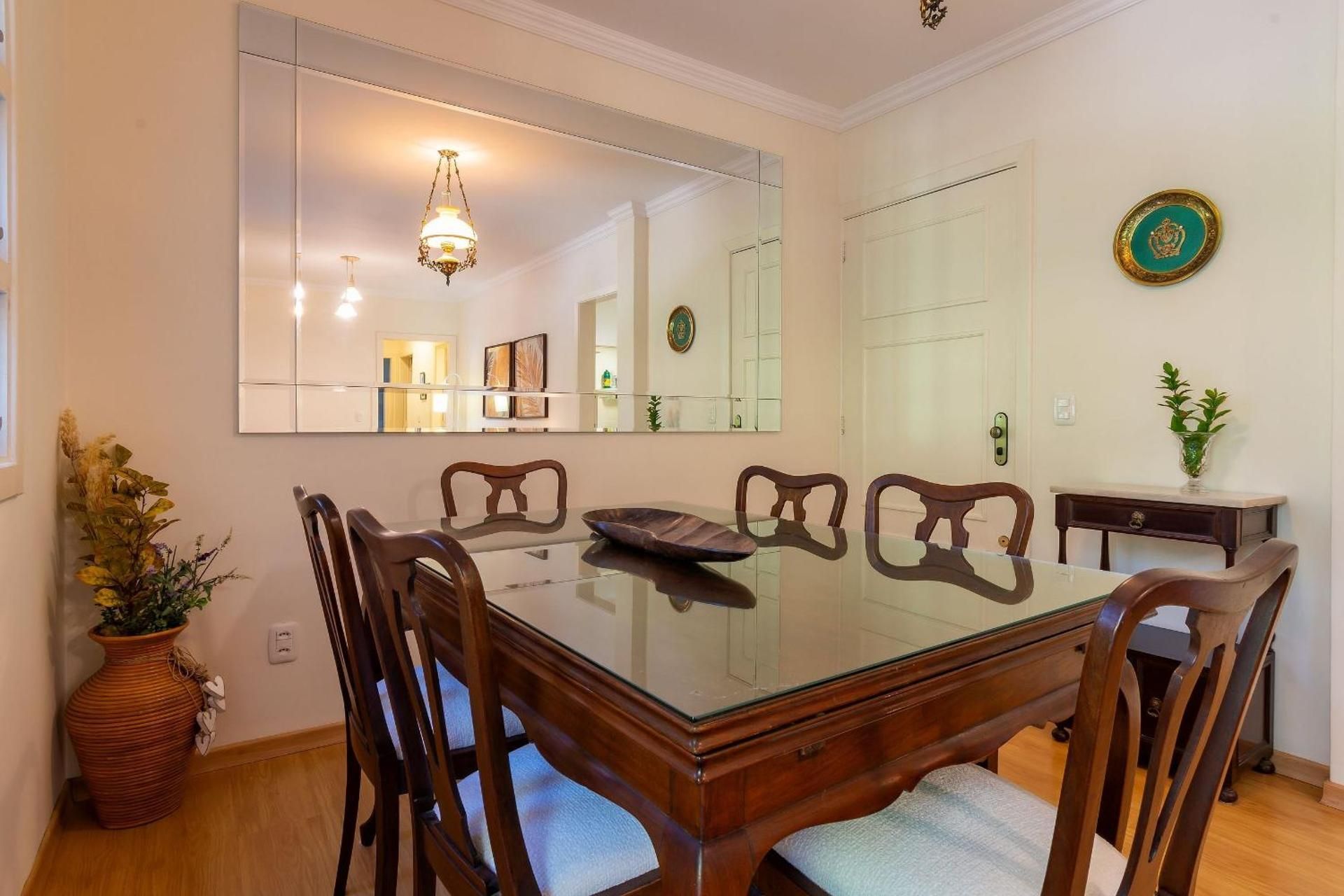 Rosa Edificio Serra Grande