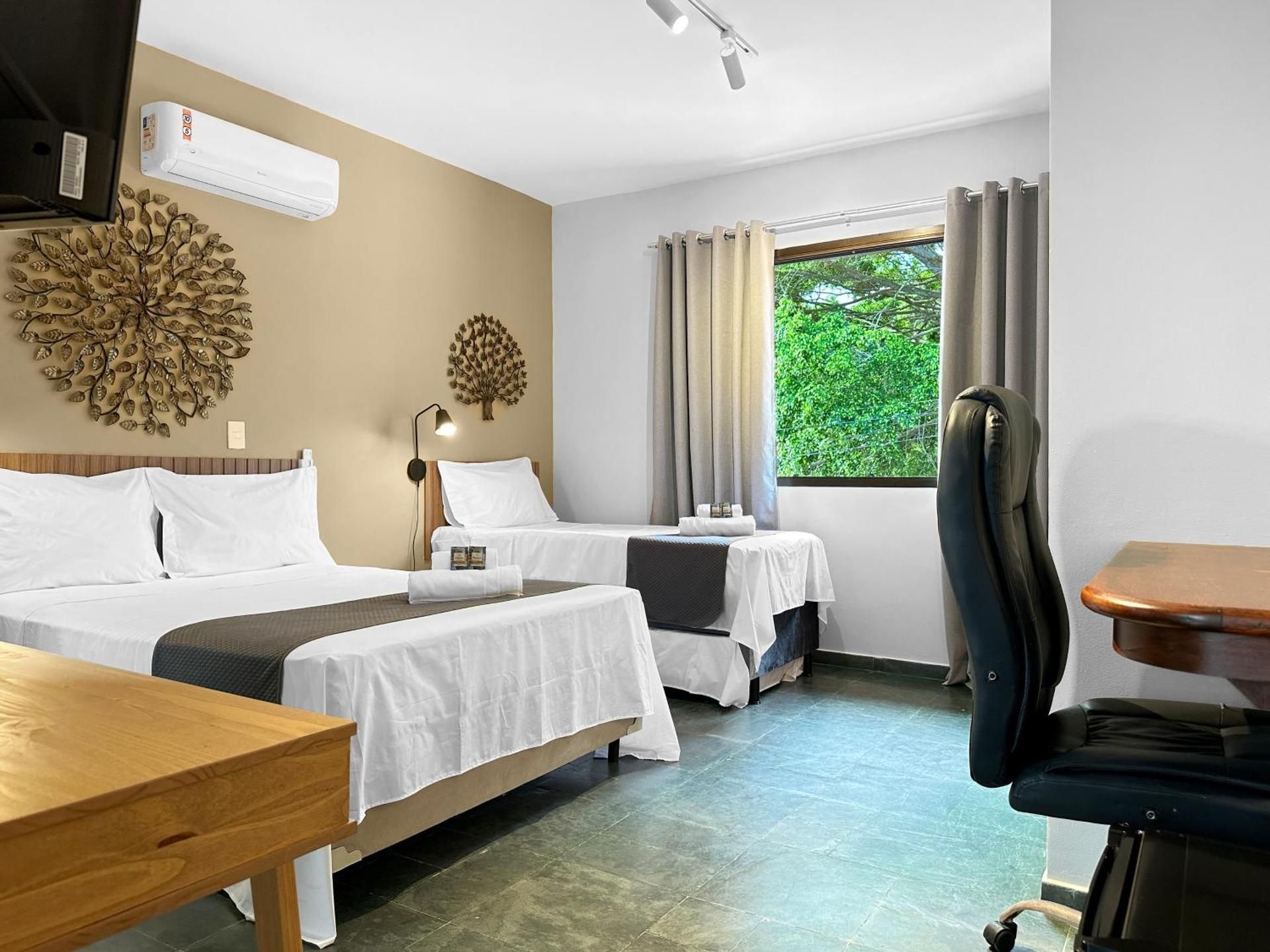 Triple Room with Private Bathroom