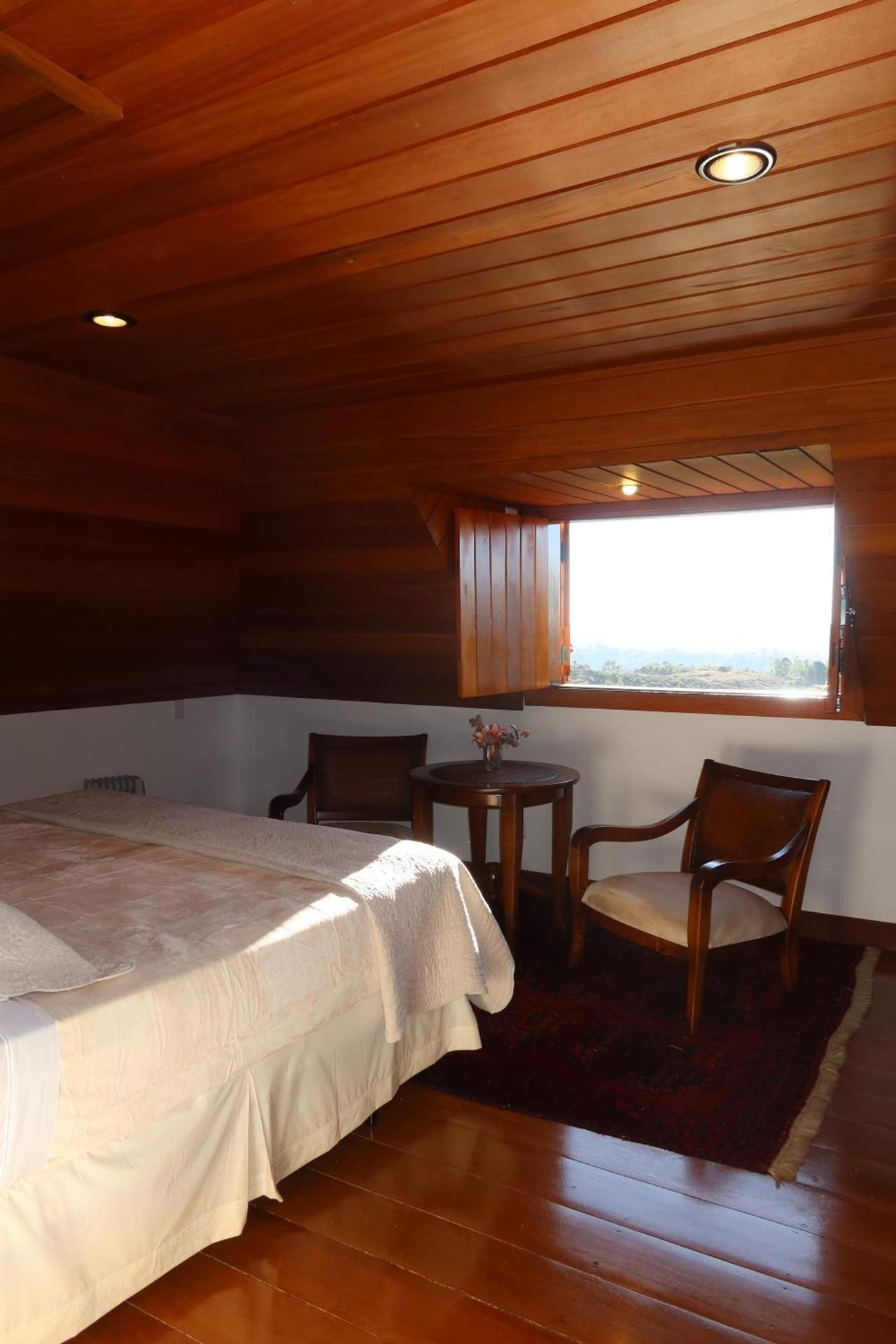 Suite with Mountain View