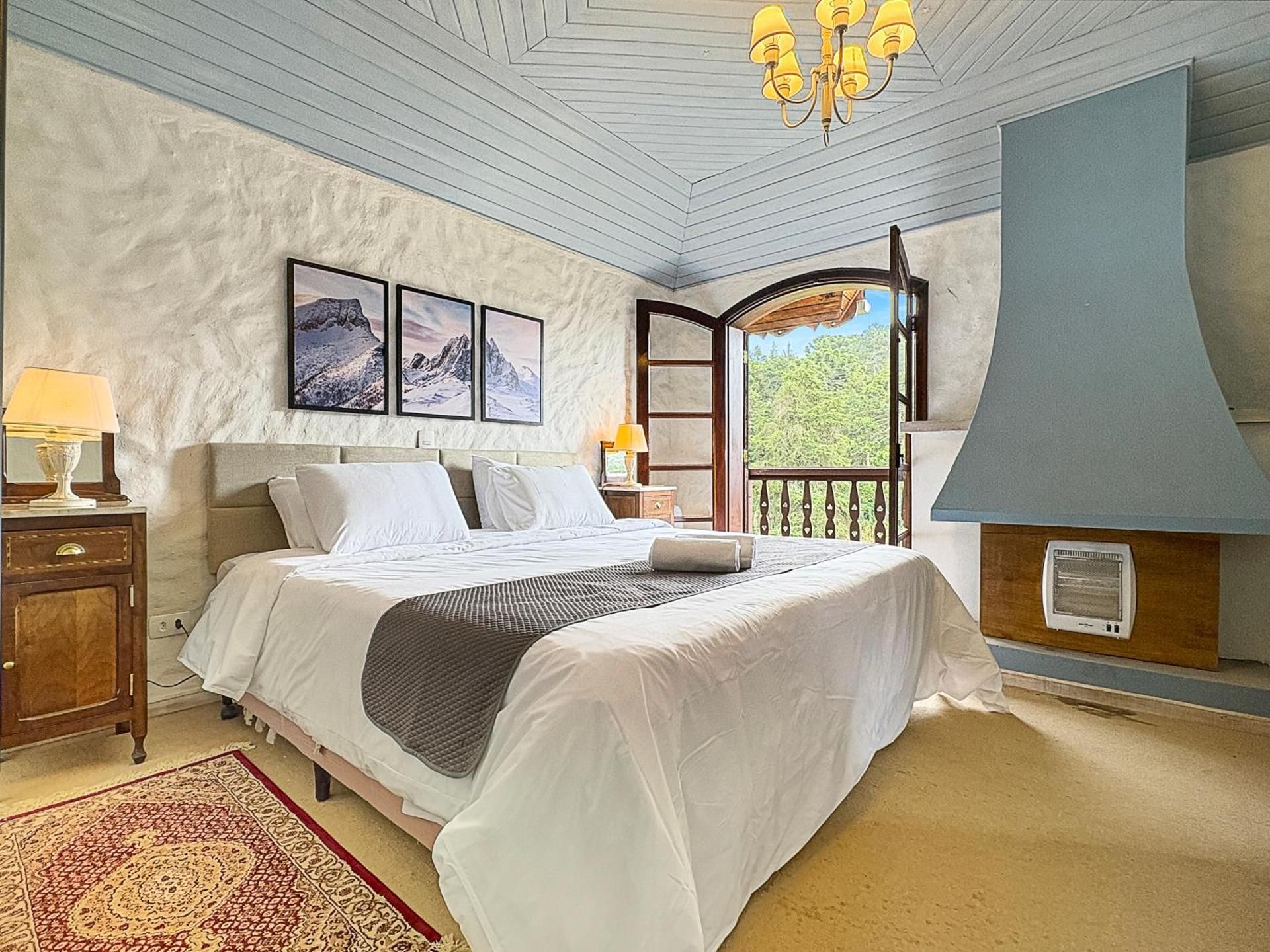 Family Room with Private Bathroom