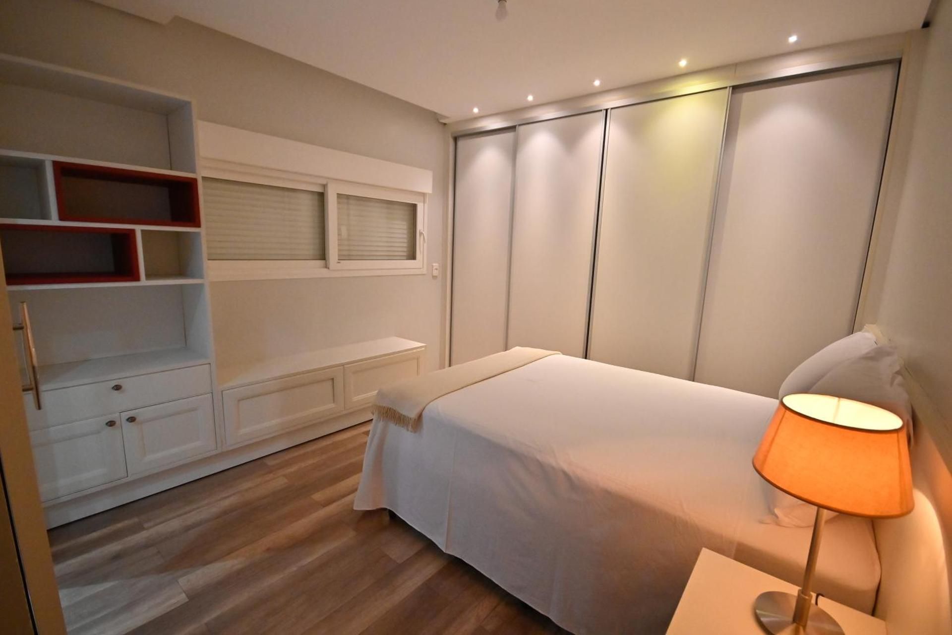 Room House