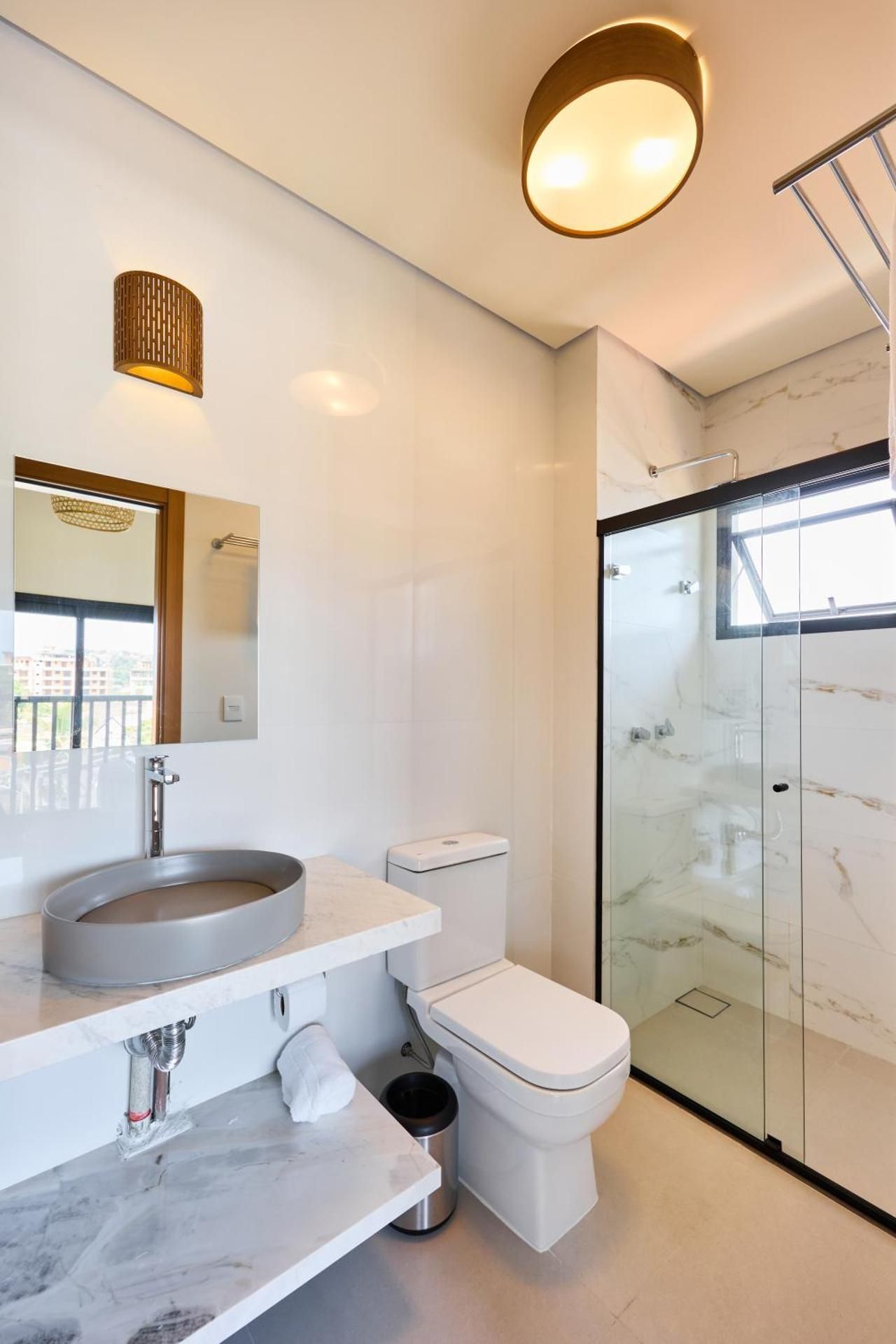 Three-Bedroom Deluxe Apartment