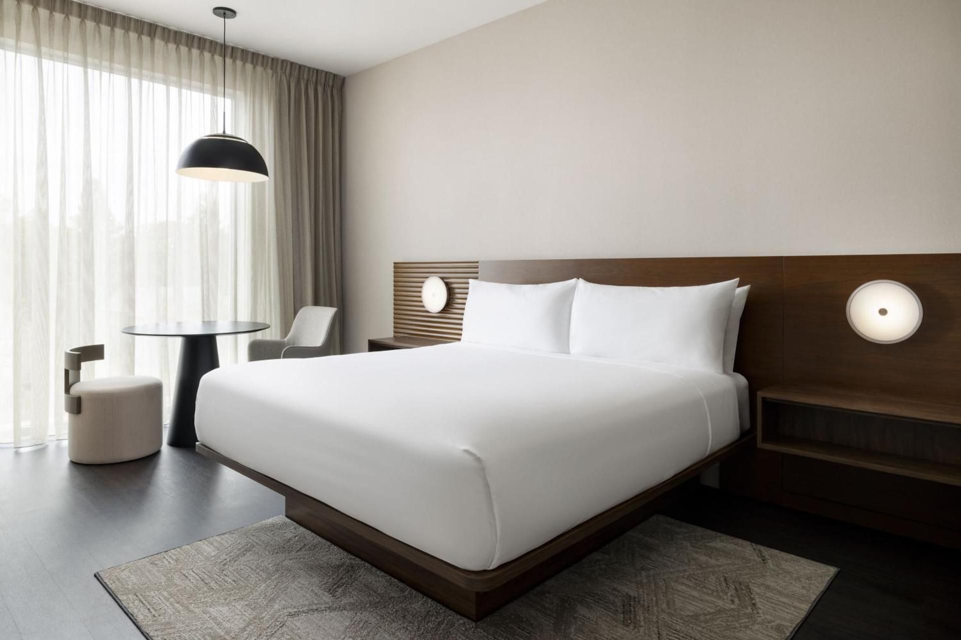Standard King Room - Hearing Accessible