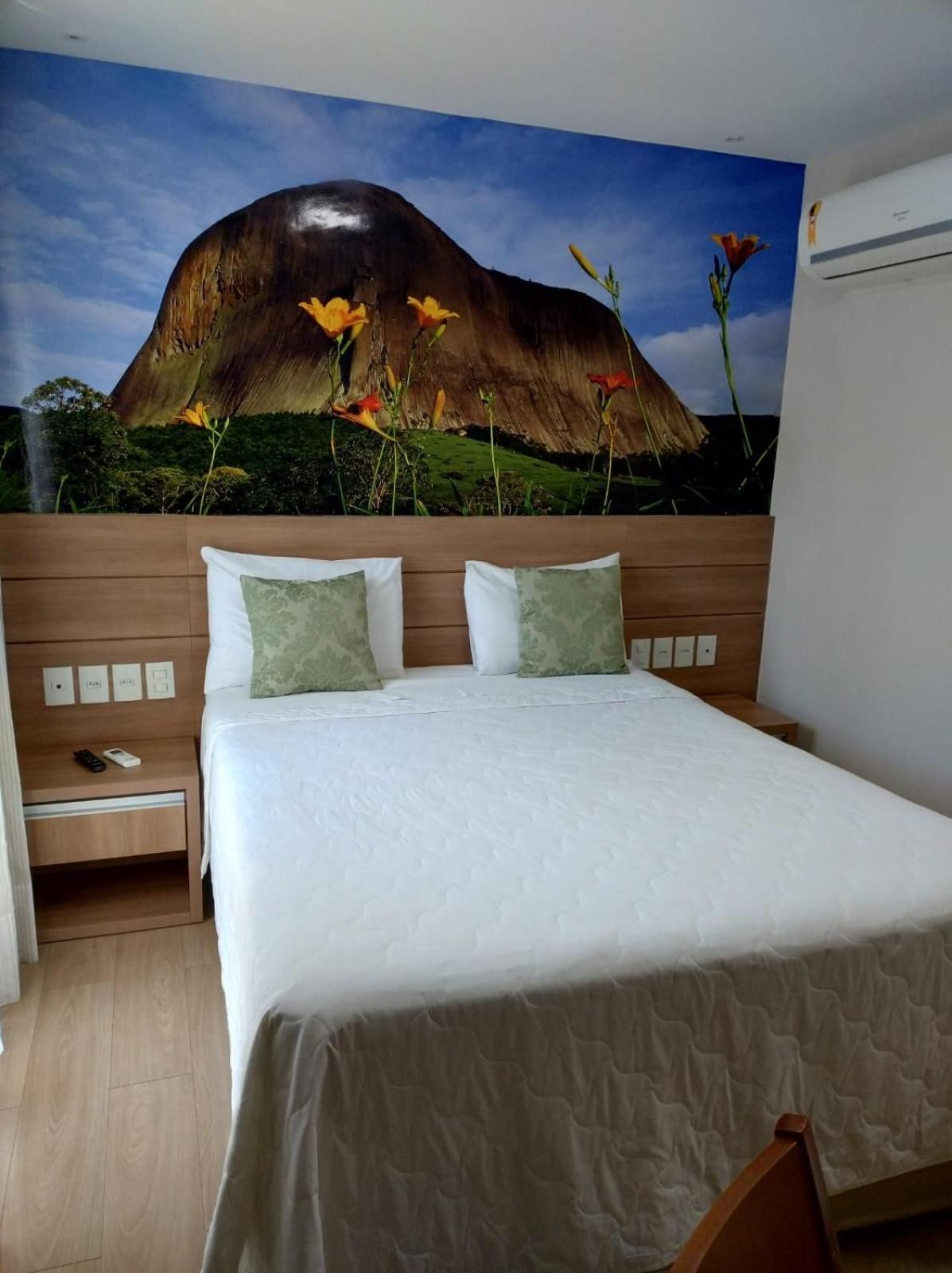Junior Suite with Garden View