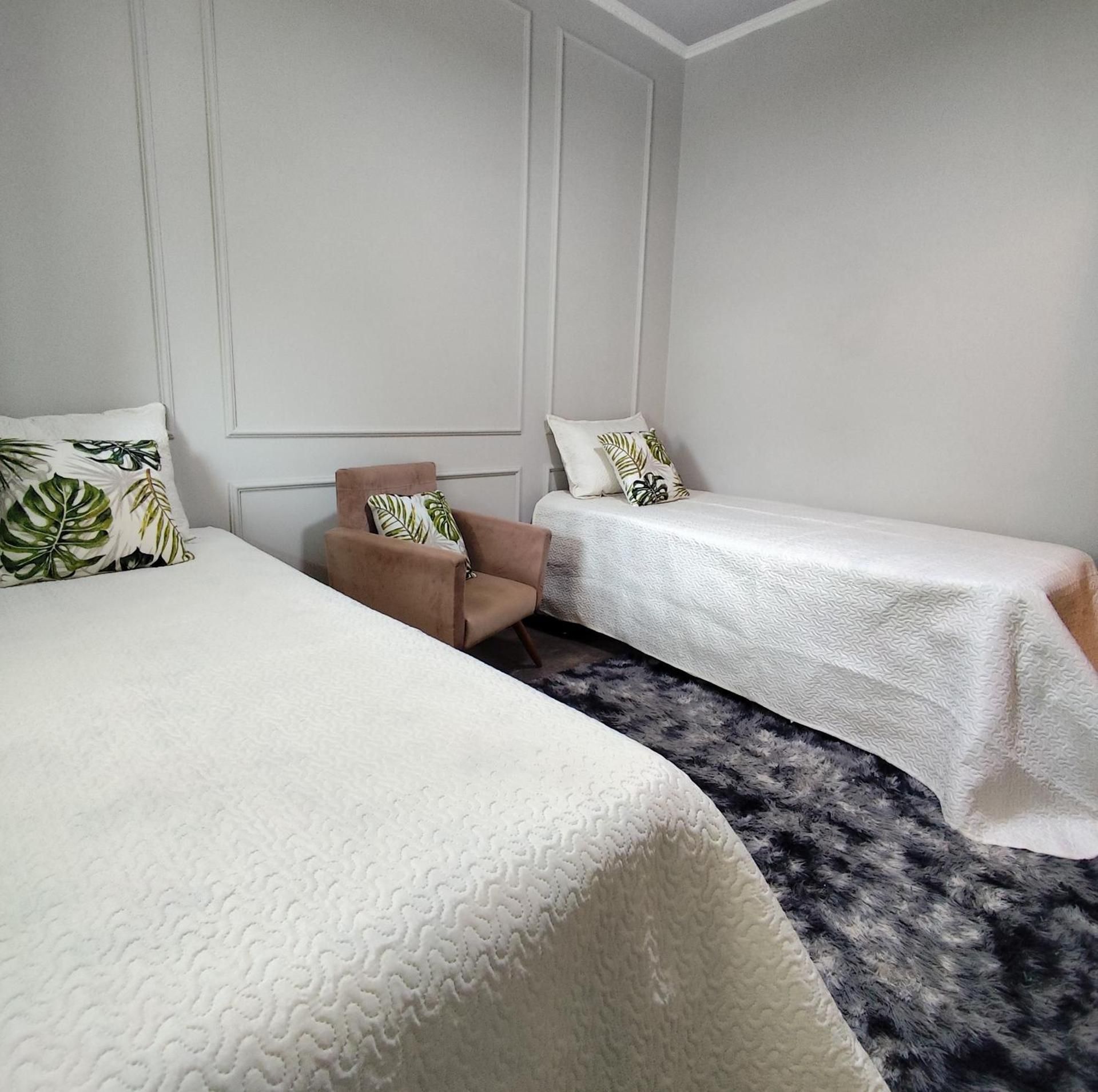 Standard Twin Room with Shared Bathroom