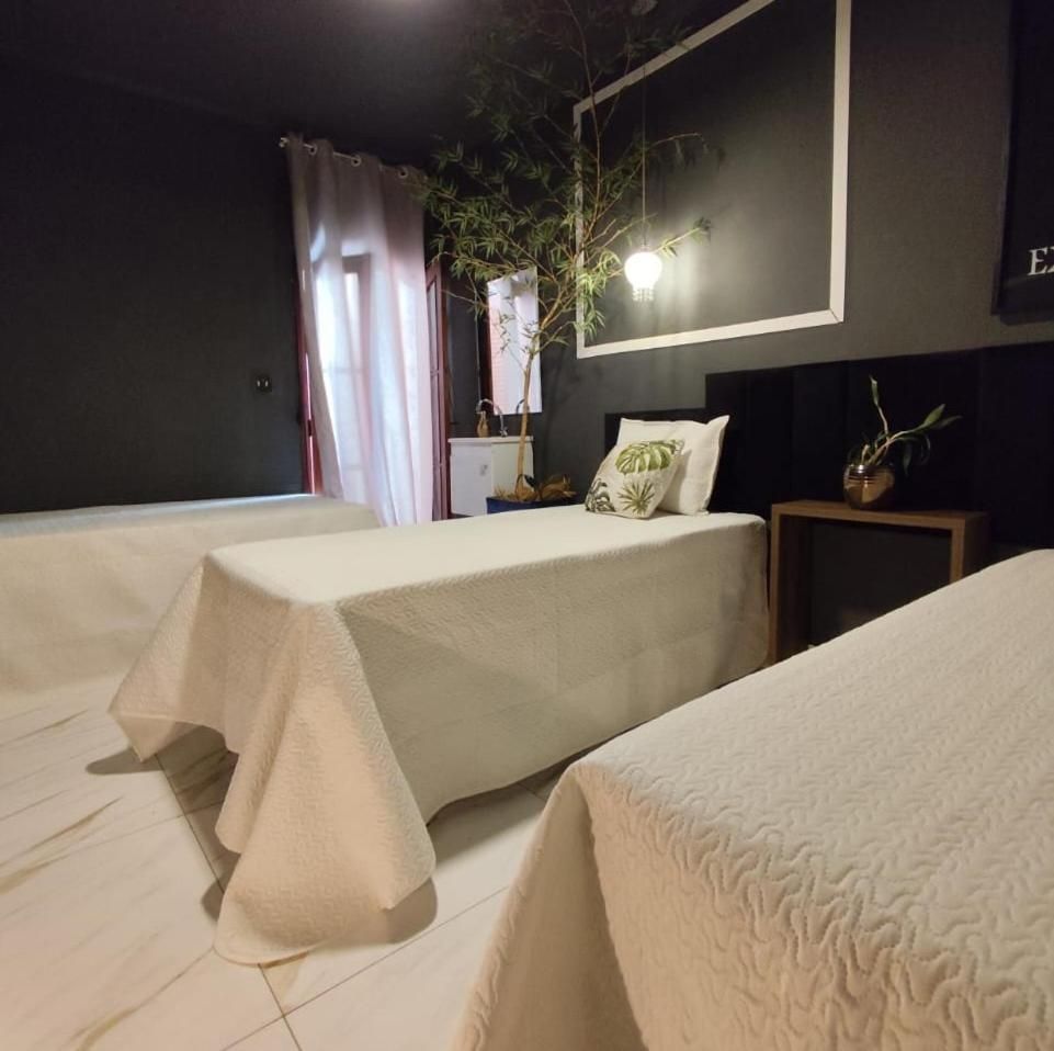 Basic Triple Room with Shared Bathroom
