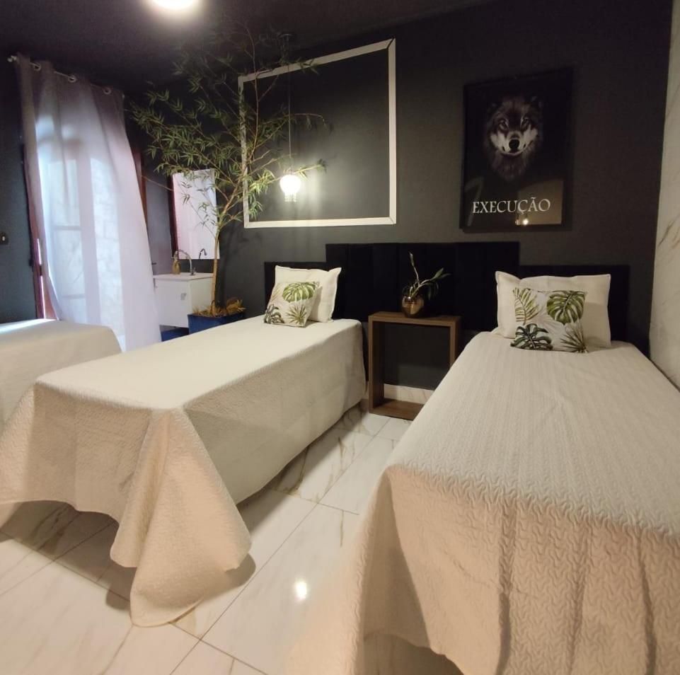 Basic Triple Room with Shared Bathroom