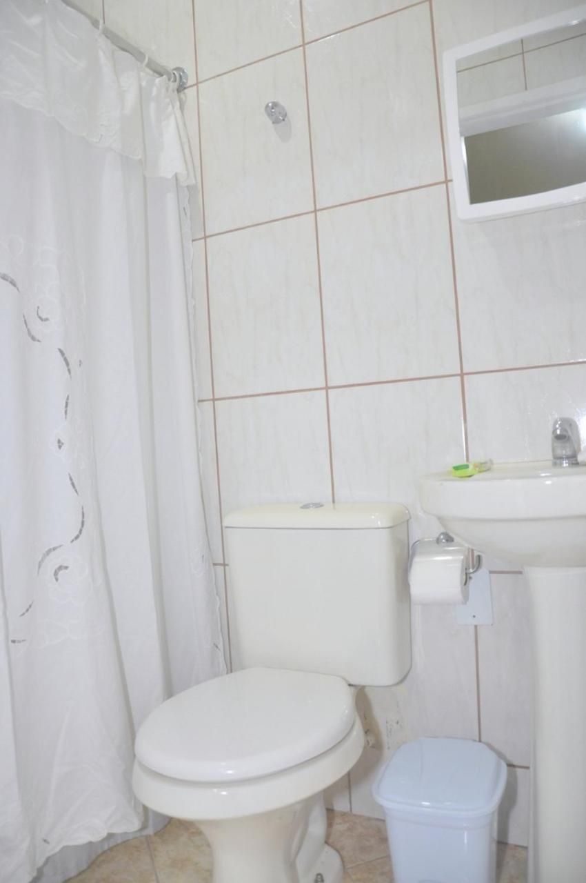 Deluxe Double Room (2 Adults + 1 Child)