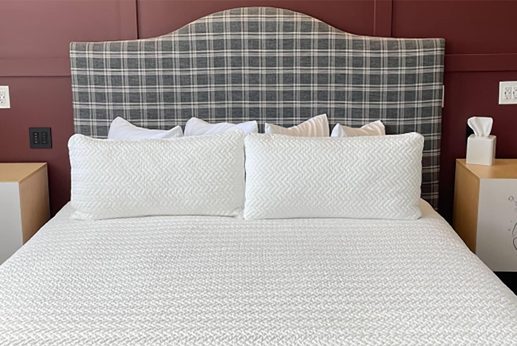 1 King Bed, Deluxe Room, Non-Smoking