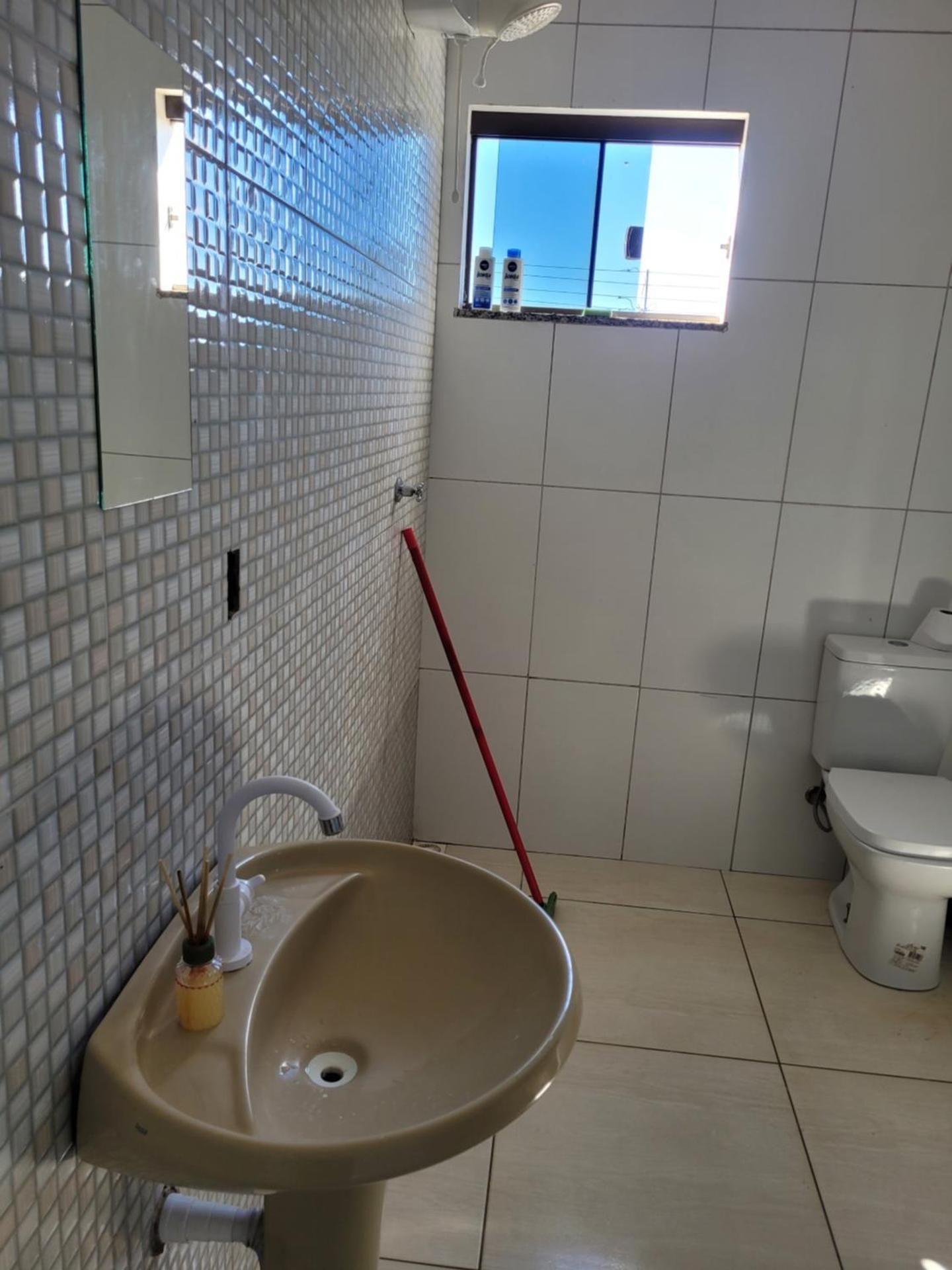 Quarto com banheiro