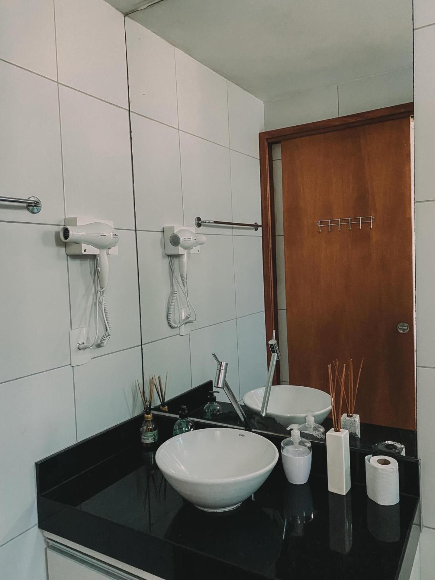 Deluxe Two-Bedroom Apartment with Garden View