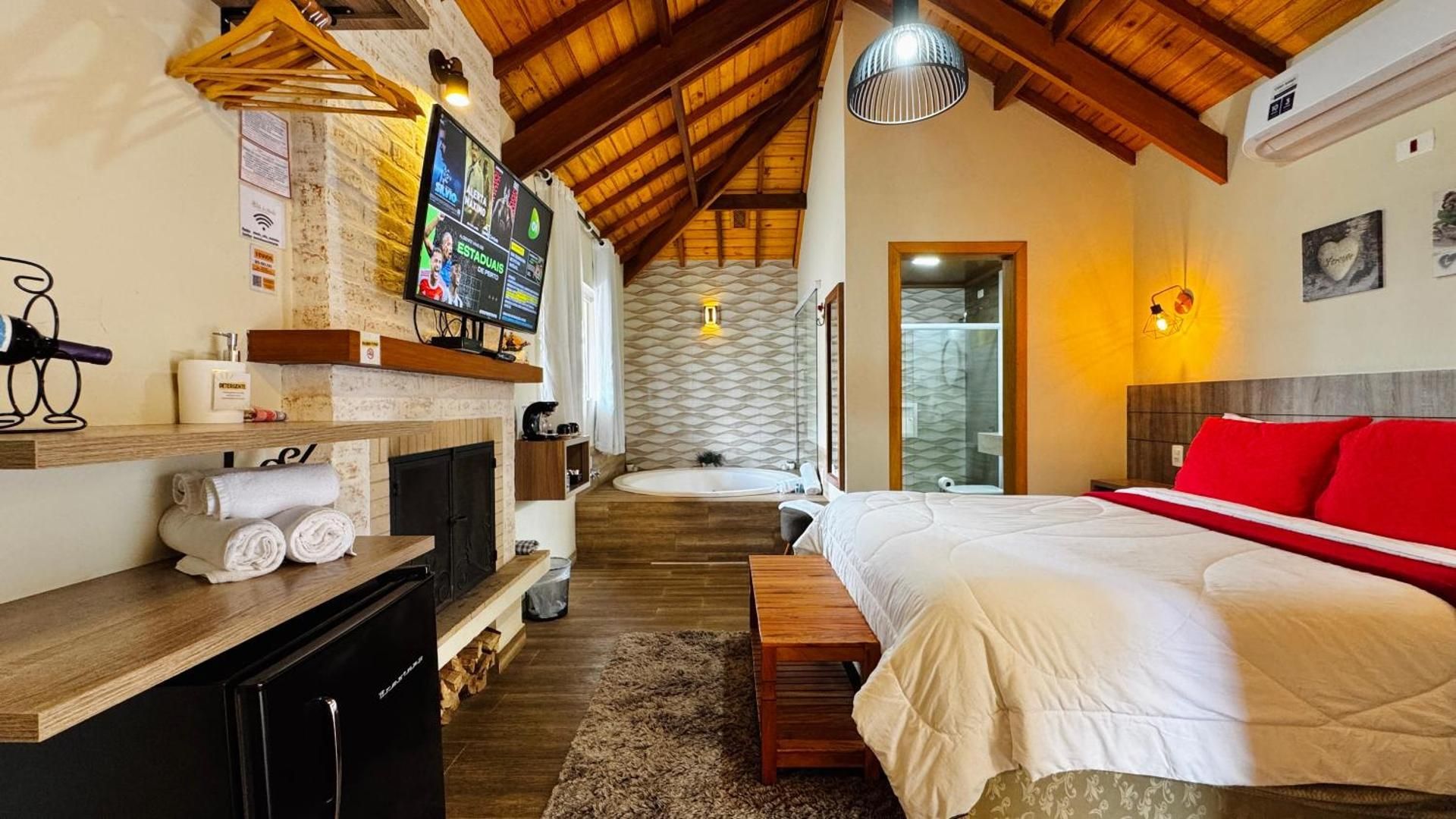 Deluxe Double Room with Bath