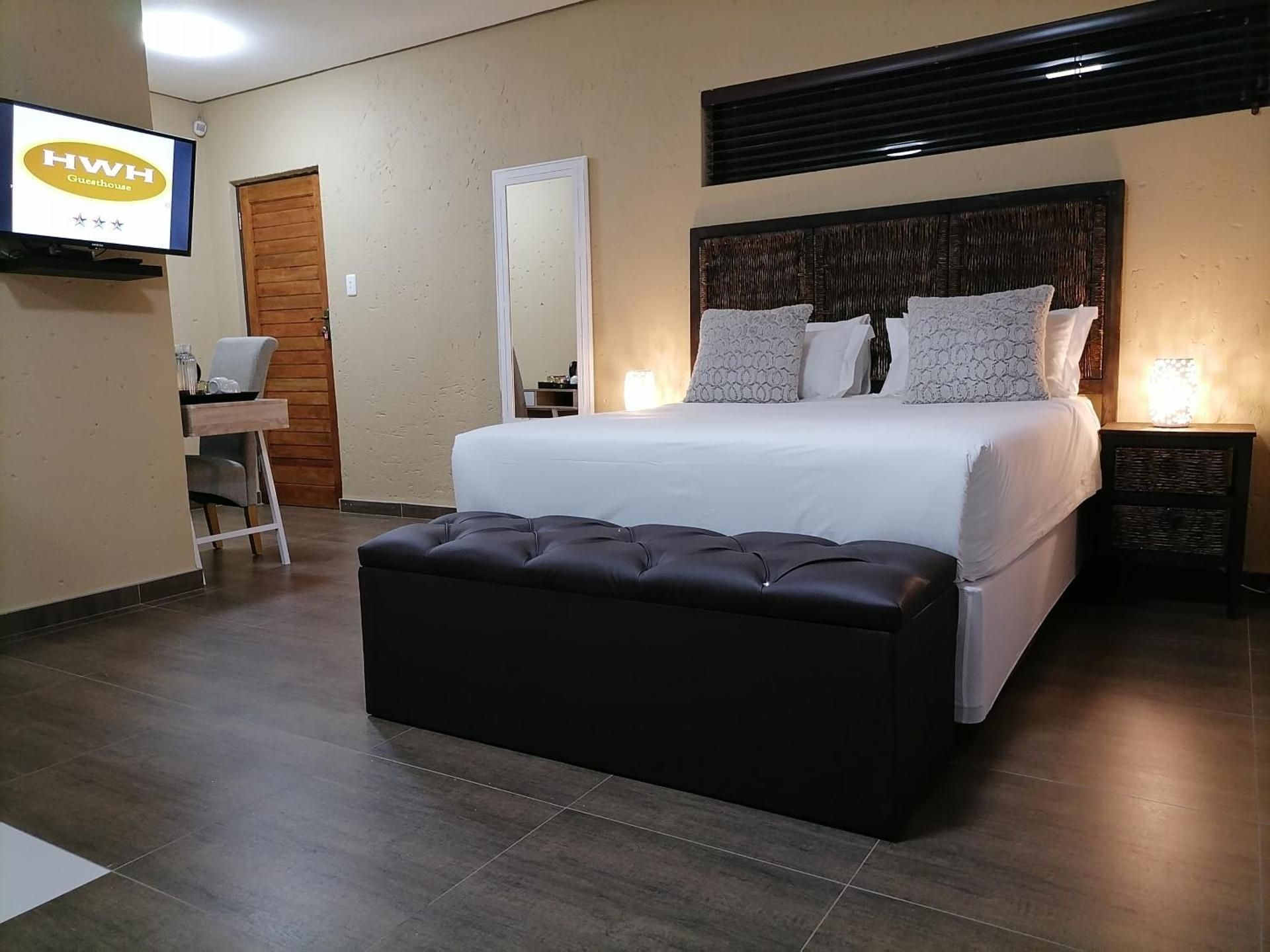 Queen Room with Spa Bath