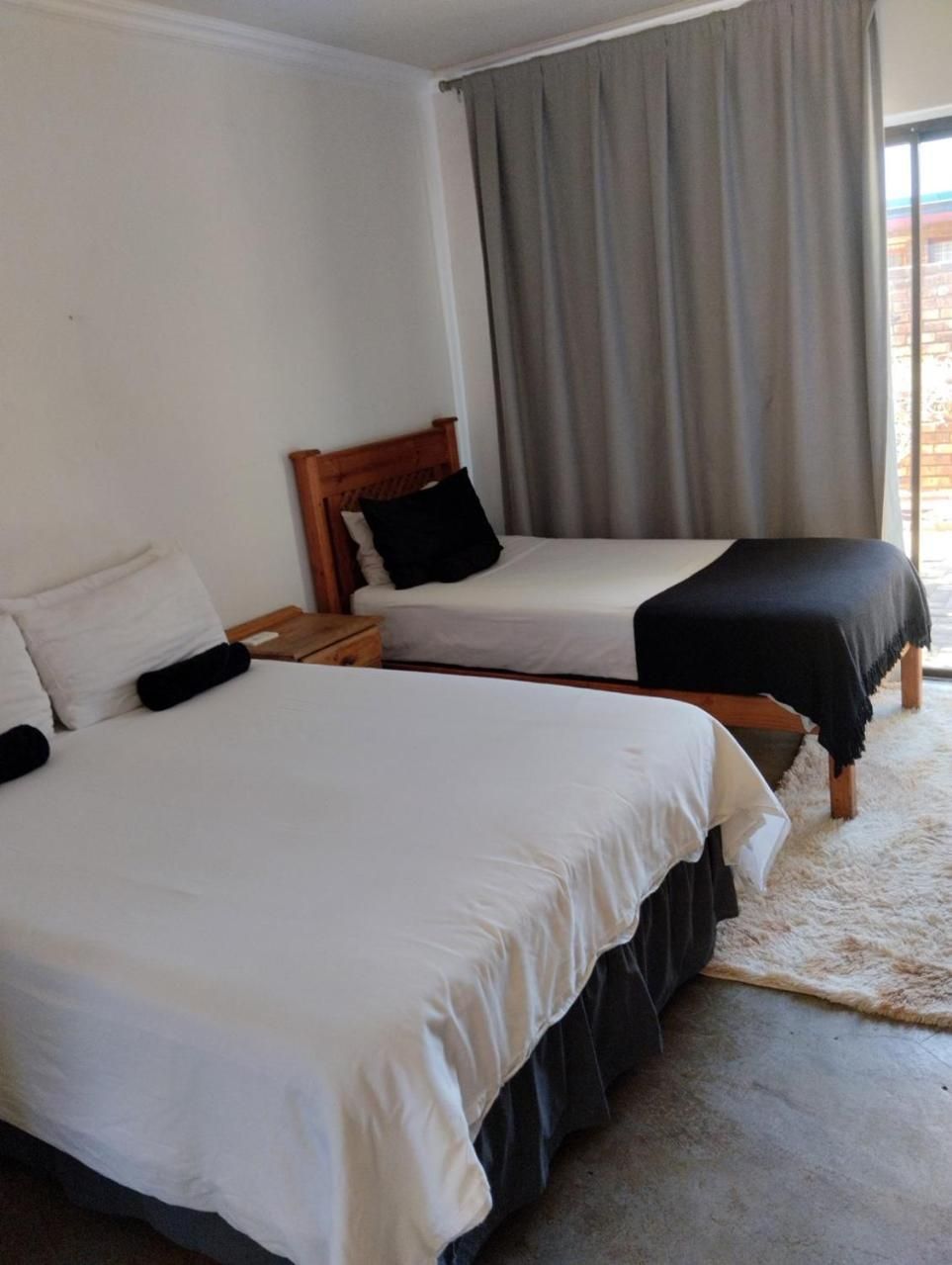 Basic Triple Room
