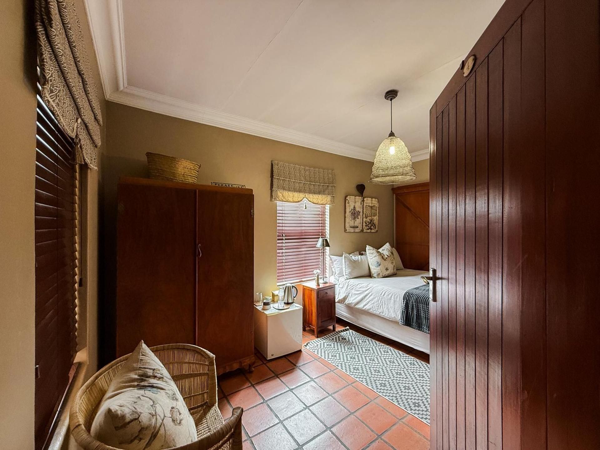 Single Room with Bathroom
