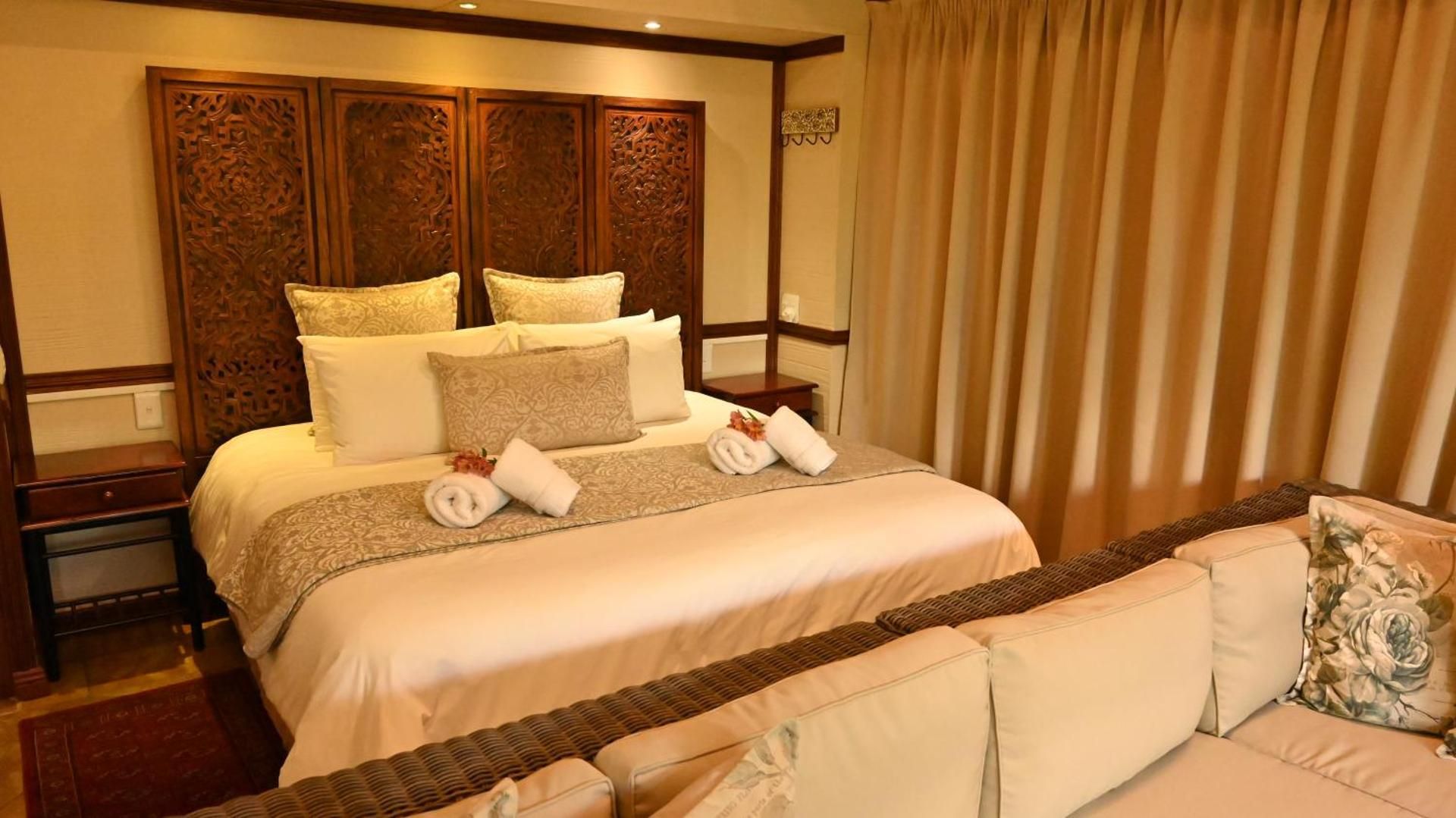 Deluxe King Room