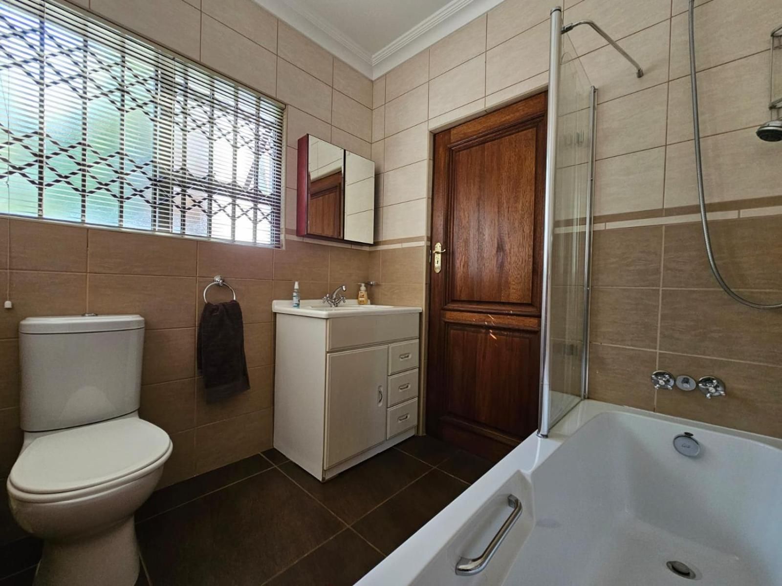 Deluxe Double or Twin Room with Garden View