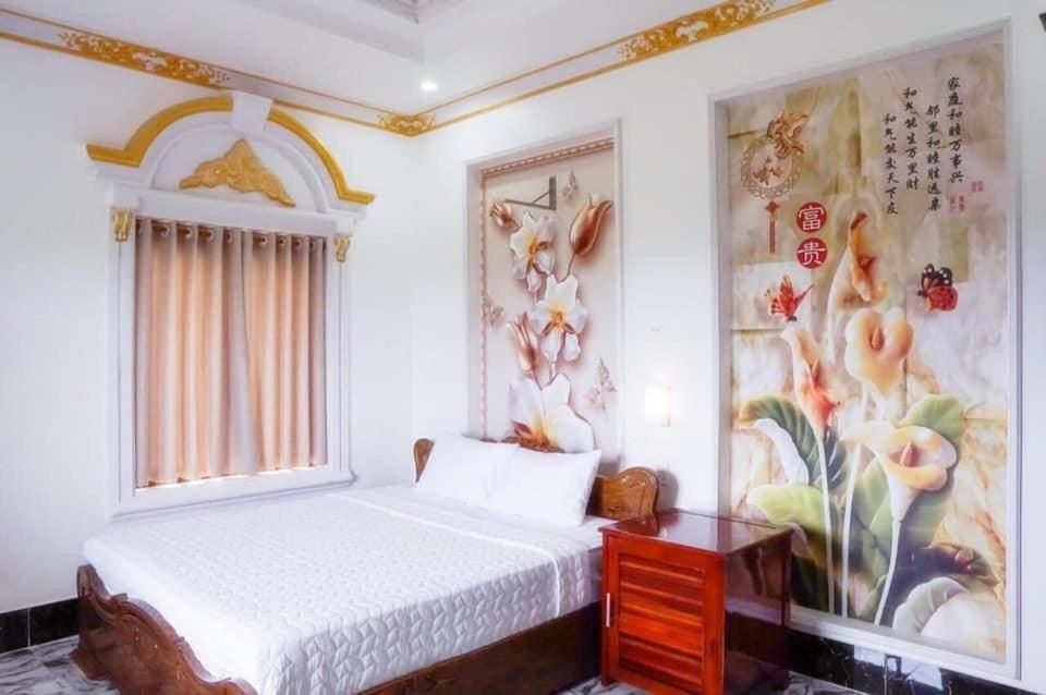 Large Single Room