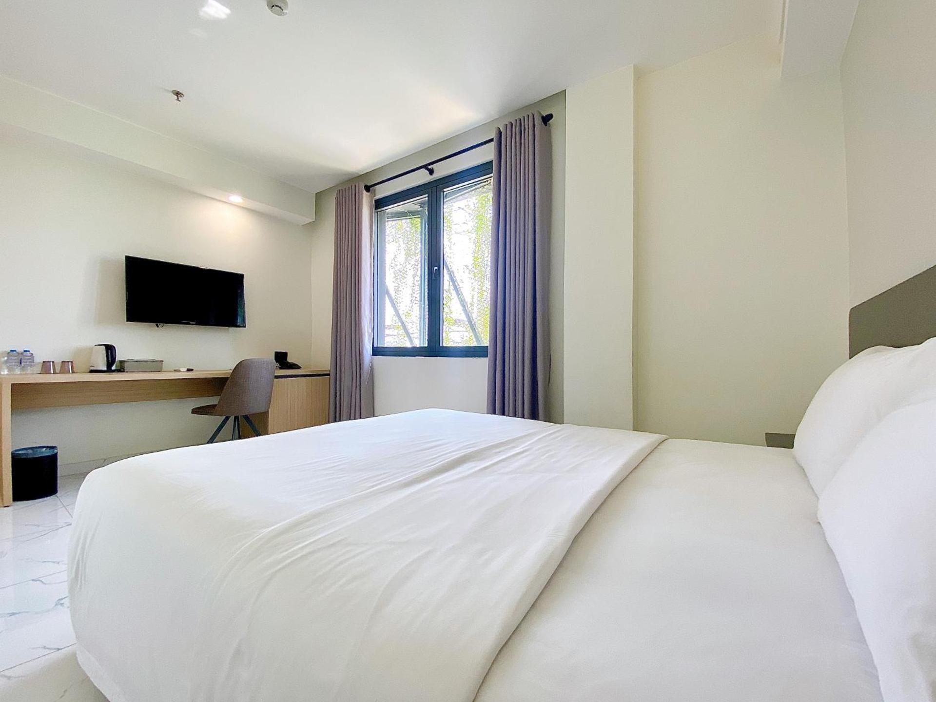 The Luxe Hotel Chau Doc Standard Double Room 2