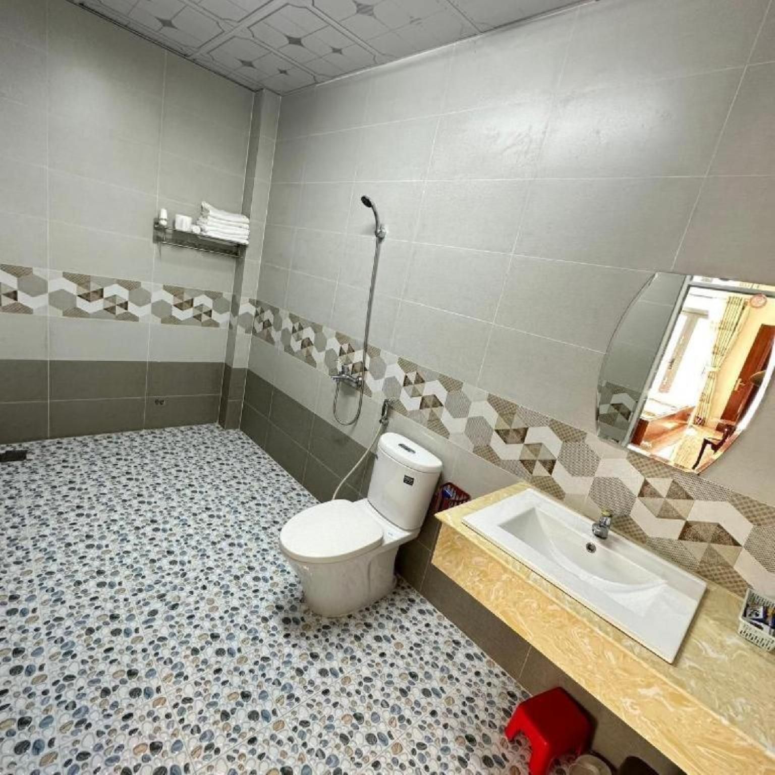 Phi Mai Hotel Double Room 2