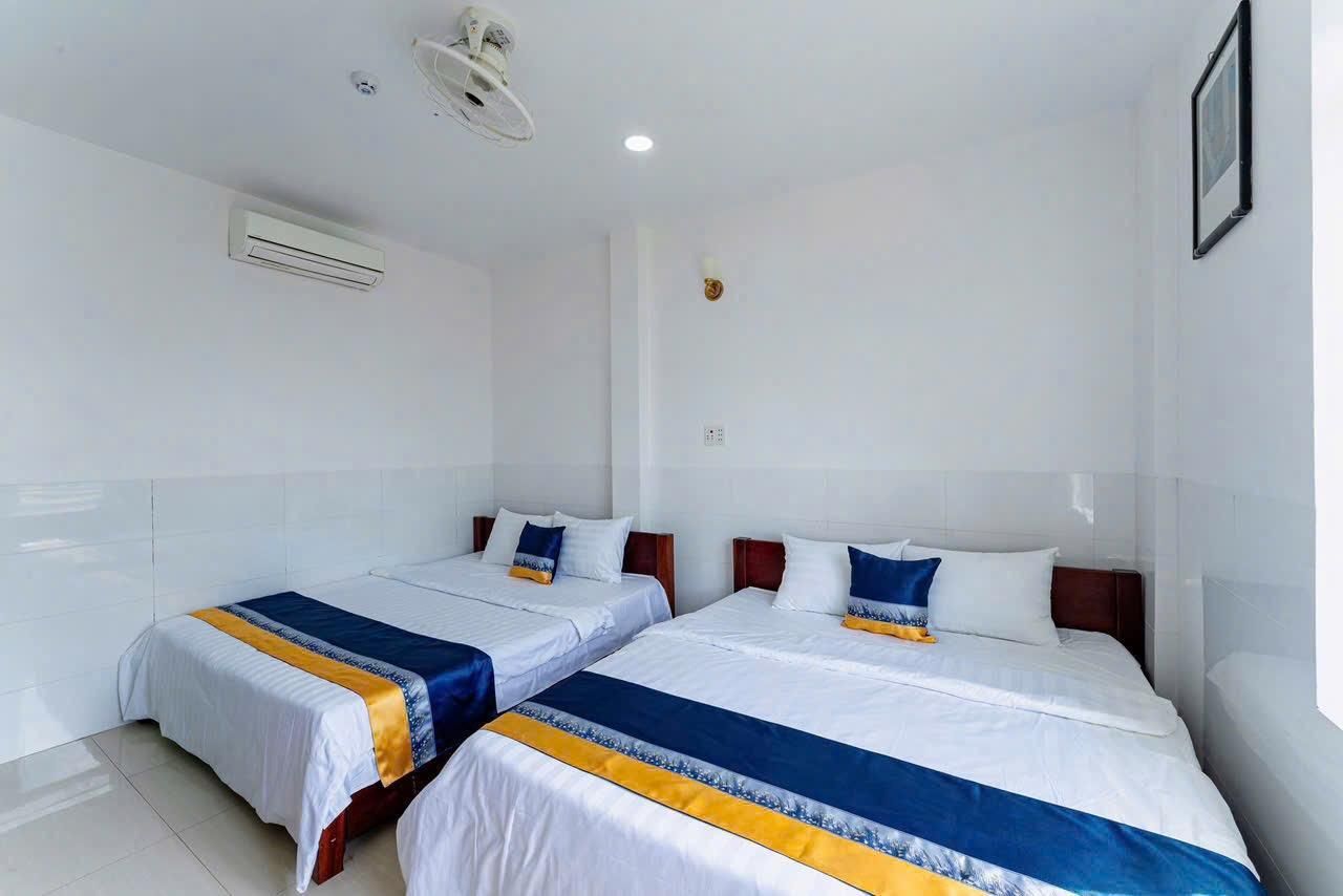 Standard Double Room with Two Double Beds