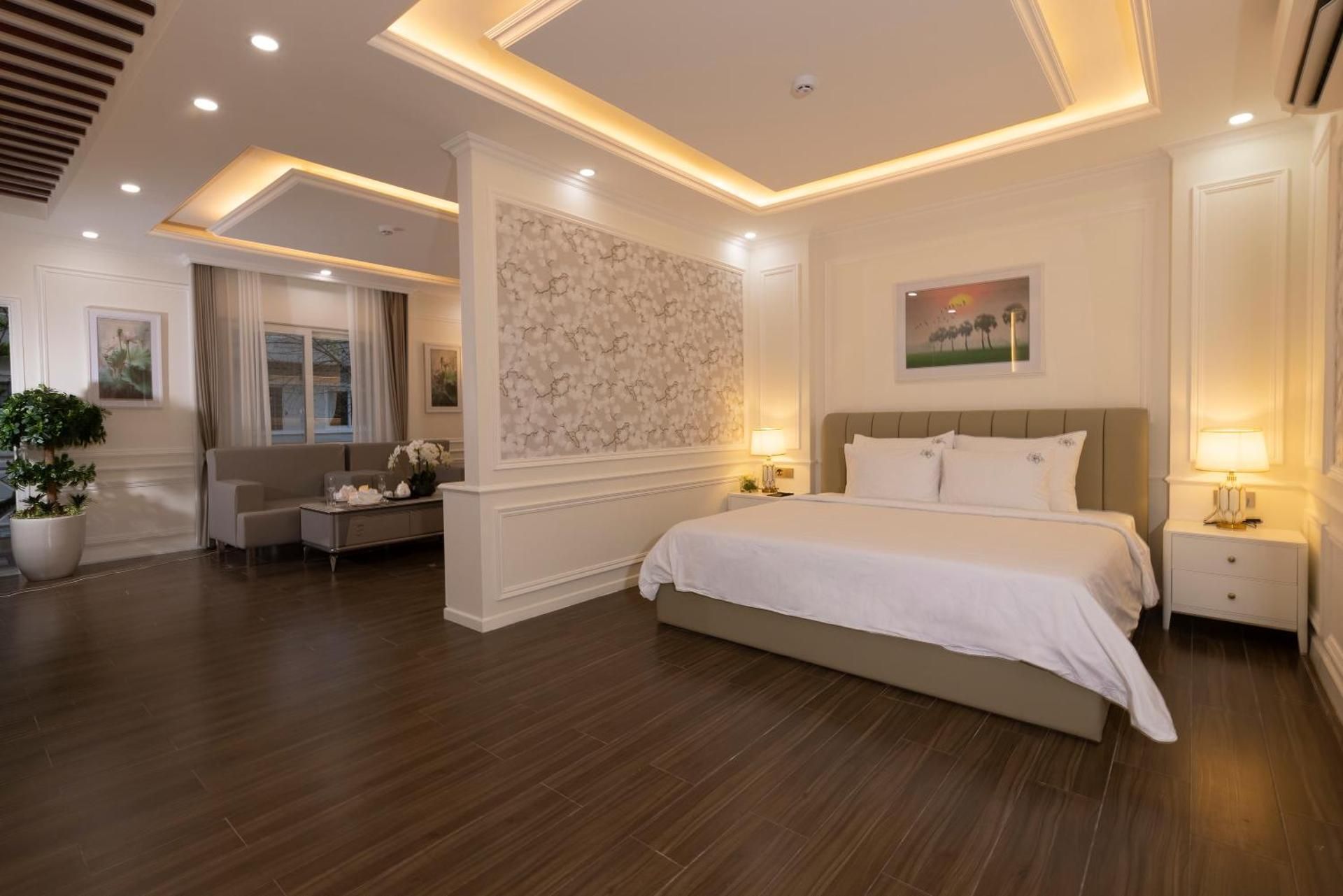 Junior Suite with Garden View