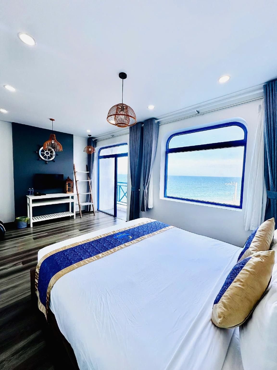 Deluxe Sea View Double Room
