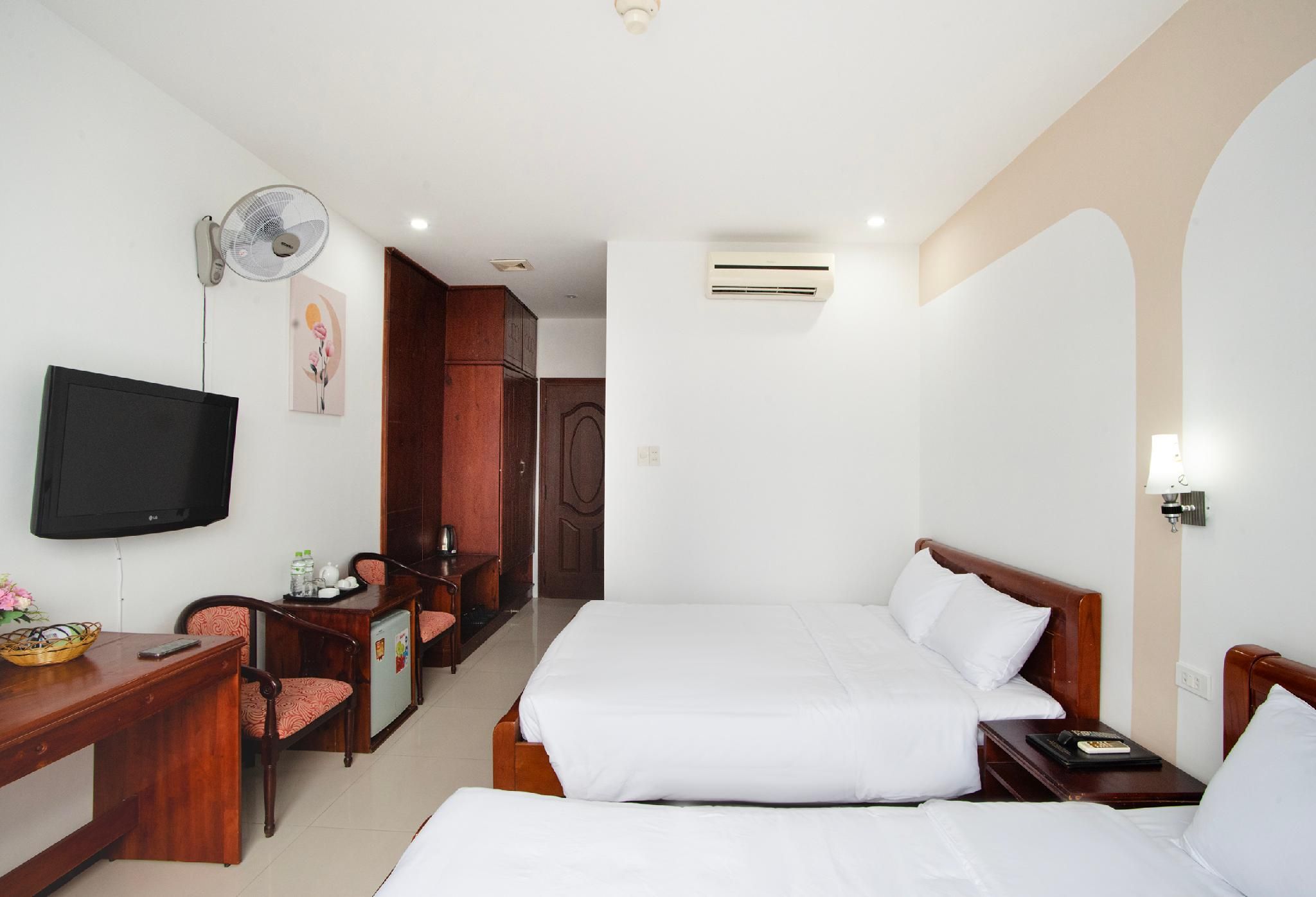 Double Room for 2 Adults and 1 Child
